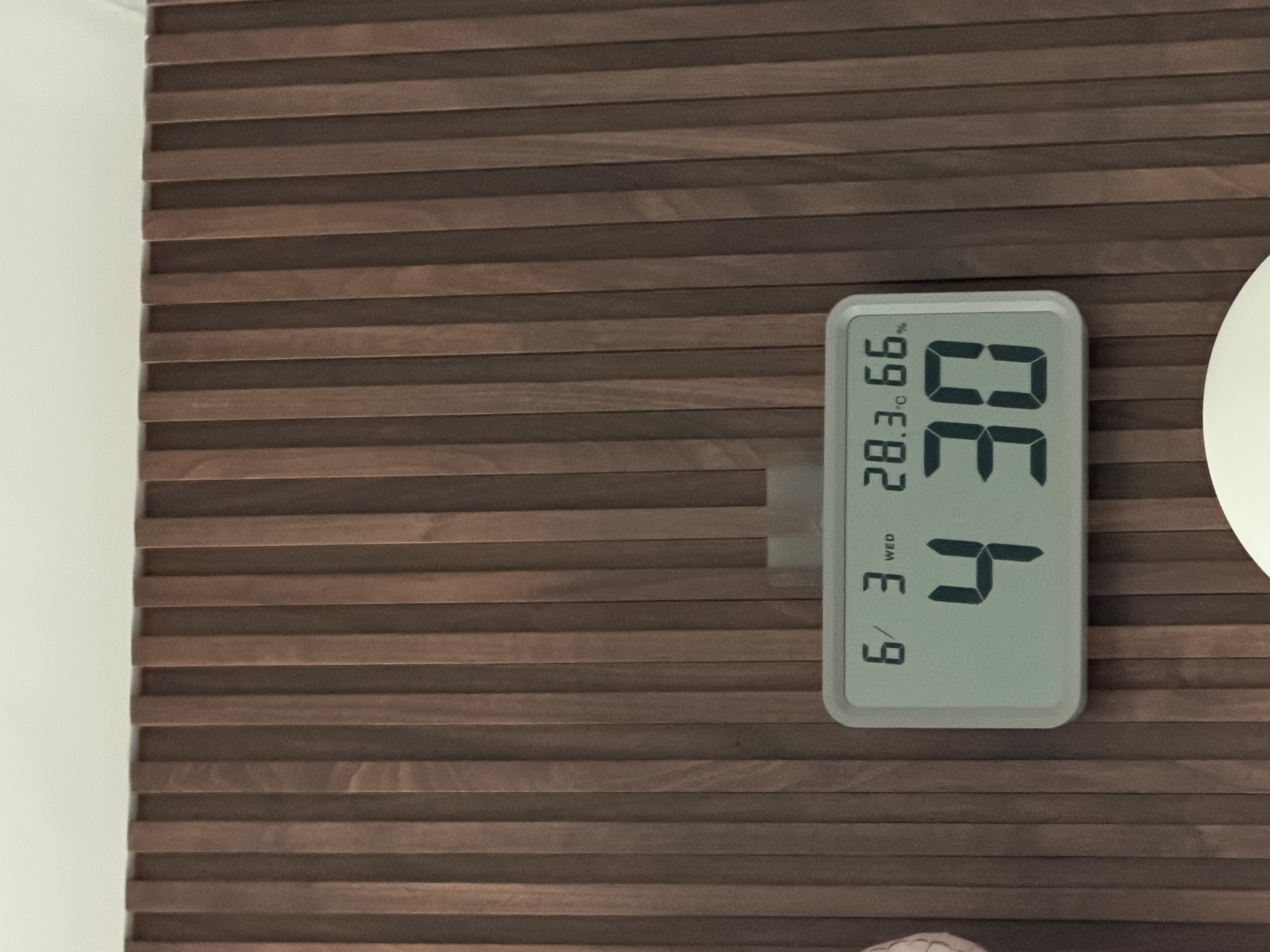 MUJI数字钟 家用电子时钟 灰色 大（无闹钟）开学季温湿度计桌子摆件钟表电子表挂钟表礼物电子日历 实拍图