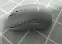 罗技（Logitech）M196 无线蓝牙鼠标 办公鼠标 笔记本商务办公家用 小巧便携 对称手型 石墨灰 实拍图