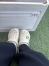 卡骆驰（CROCS）檀健次同款经典洞洞鞋轻便百搭女沙滩鞋包头拖鞋男鞋|10001 骨白色-2Y2(含智必星) 35 （210mm) 实拍图