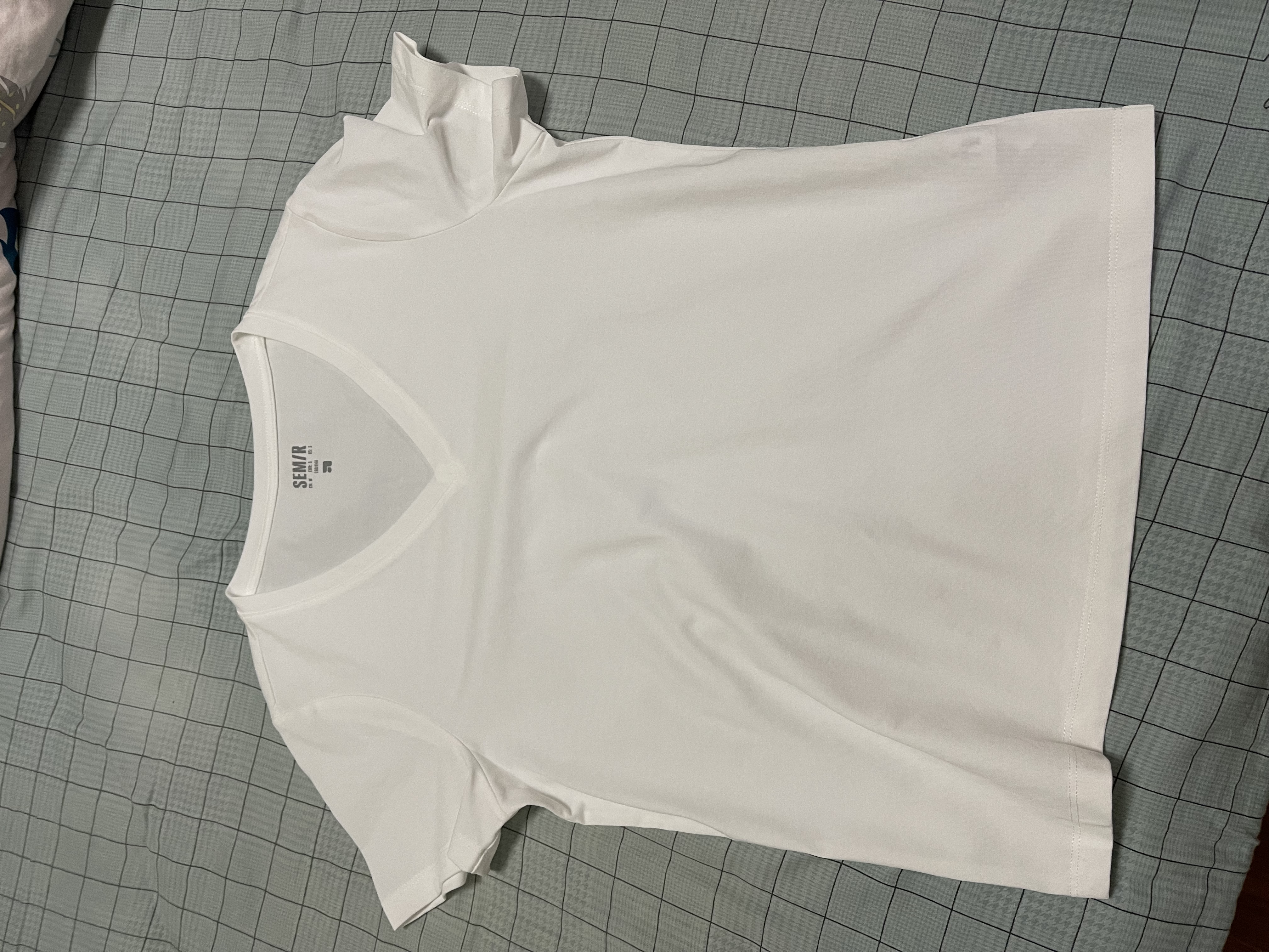 森马（Semir）短袖t恤女凉感抗菌正肩修身2026夏显瘦V领白色打底衫109326100002 实拍图