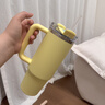 STANLEY冰霸杯保温杯吸管杯保温保冷水杯大容量男士女士学生杯子礼物 【JENNIE同款】柚黄- 887ml 实拍图