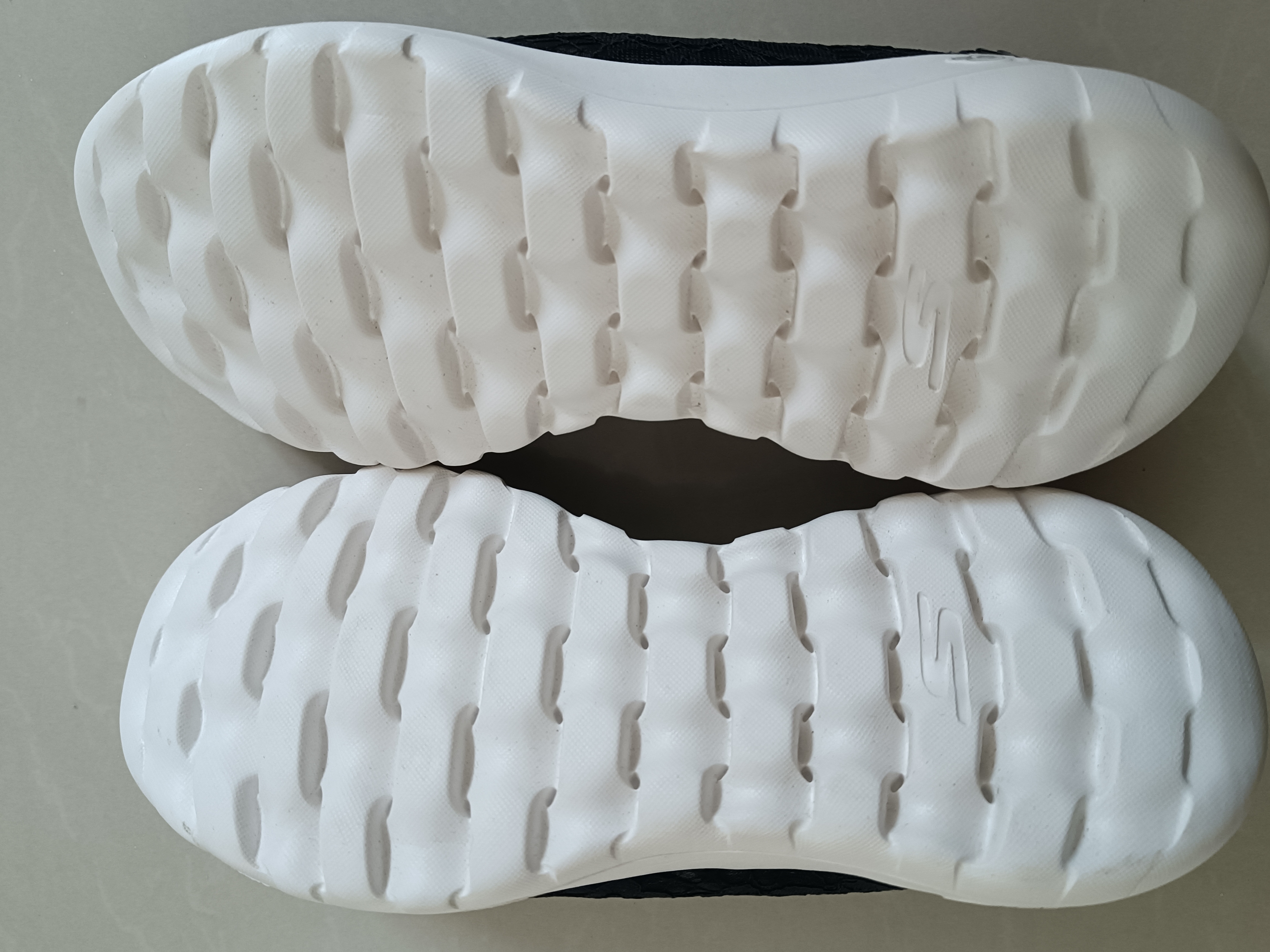 斯凯奇（Skechers）夏季女鞋舒适百搭健步鞋网面透气单鞋896020 实拍图