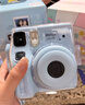 富士instax miniSE 一次成像拍立得相机 旅行 智能 拍照  送女生 生日礼物 代写贺卡 白色 官配（含专属配件盒） 实拍图