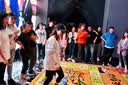 凌云鹤骰子大号泡沫实心大骰子道具大筛子色子超大团建活动游戏道具 【高质版】大号骰子30cm 【实心泡沫 耐摔弹性好】 实拍图