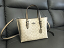 蔻驰（COACH）【品牌直供】女士MOLLIE中号斜挎手提托特包CV965礼物 实拍图