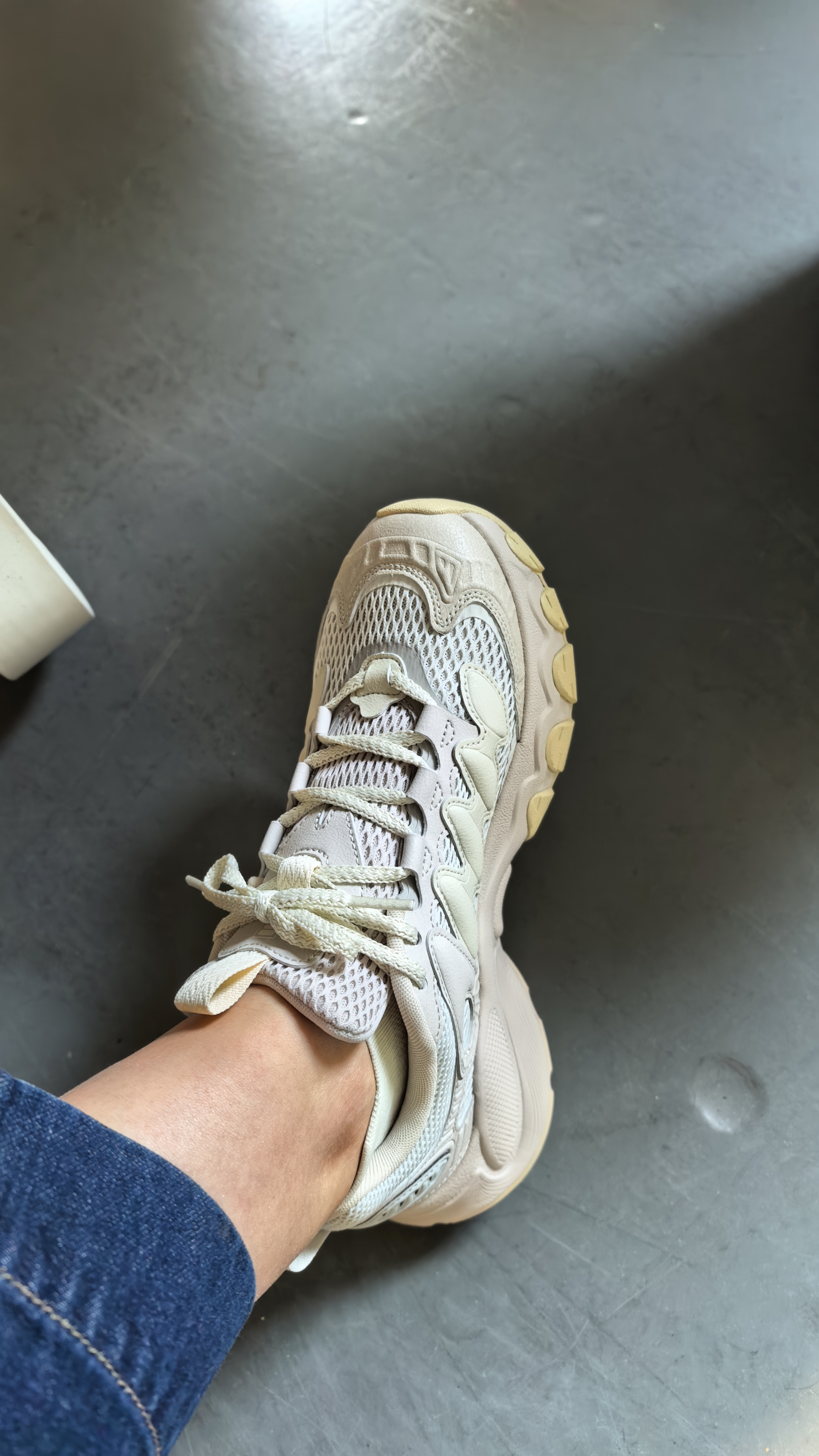 斐乐（FILA）【杨幂同款】女鞋老爹鞋运动鞋蘑菇鞋休闲鞋 白玛瑙灰/朴灰-WM 38.5 实拍图