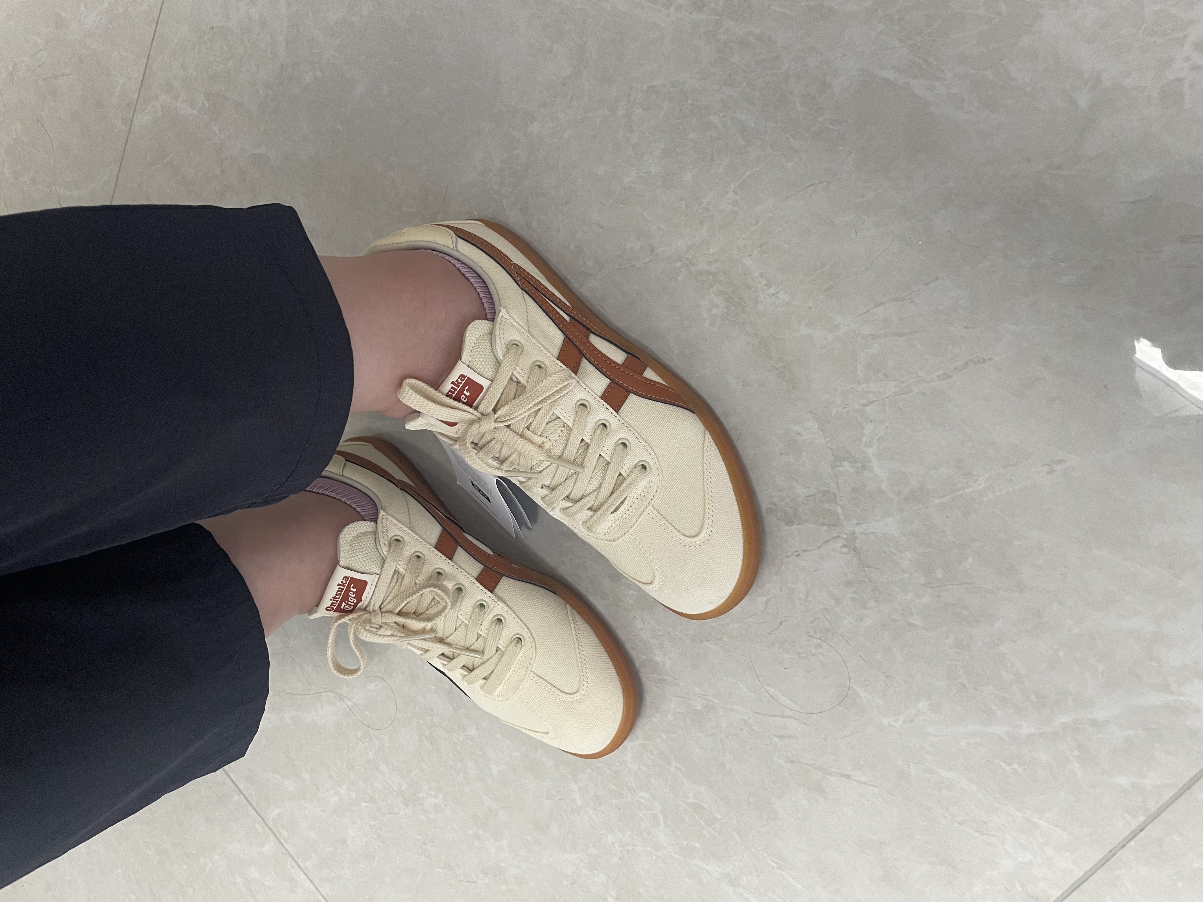 Onitsuka Tiger鬼塚虎板鞋男女复古德训鞋运动休闲男女鞋 TOKUTEN 1183A862 米白色 40 实拍图