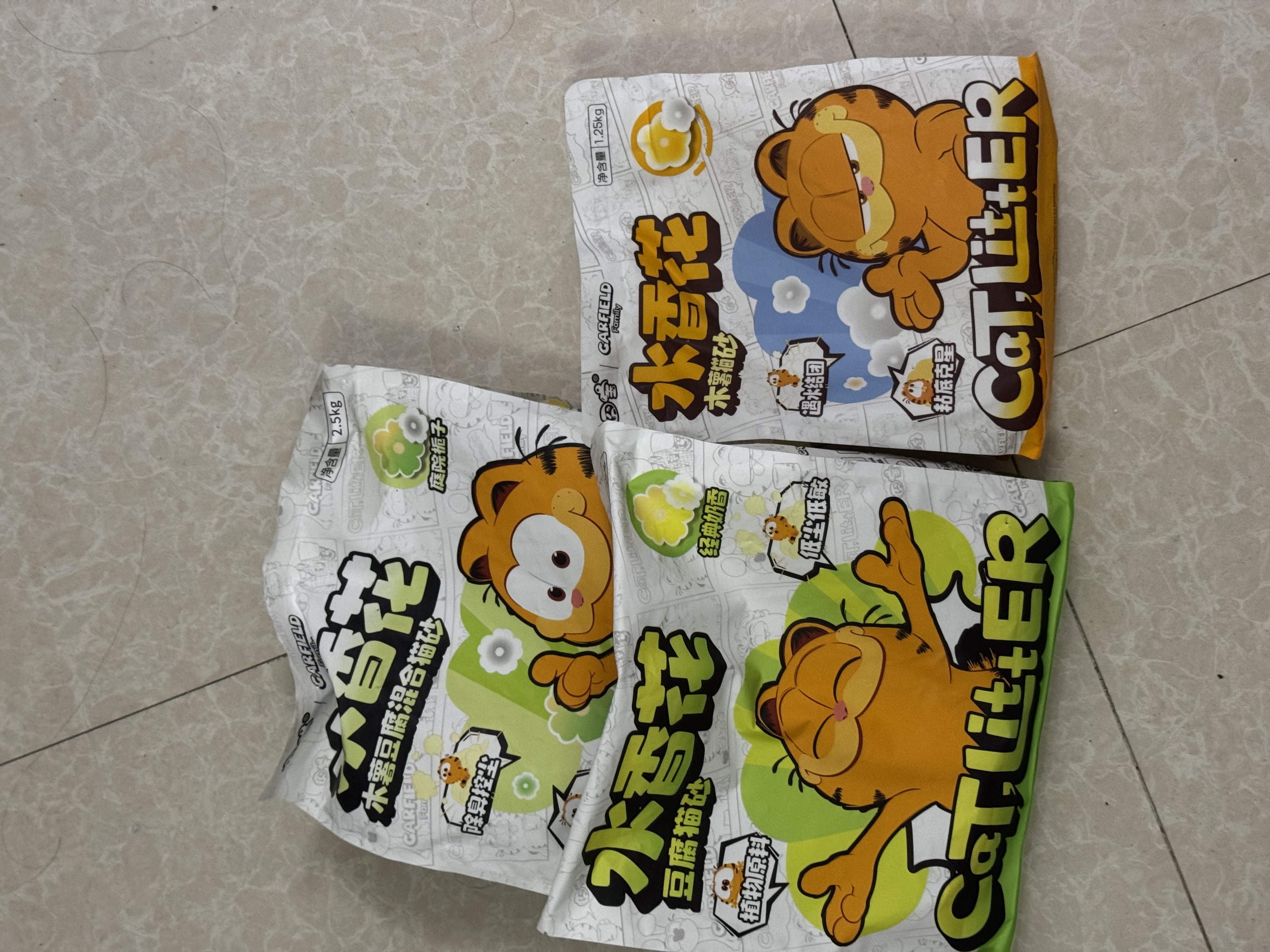 囧宝加菲猫豆腐猫砂京东自营送货上门强效除臭豆腐砂猫咪猫砂2.3kg 实拍图