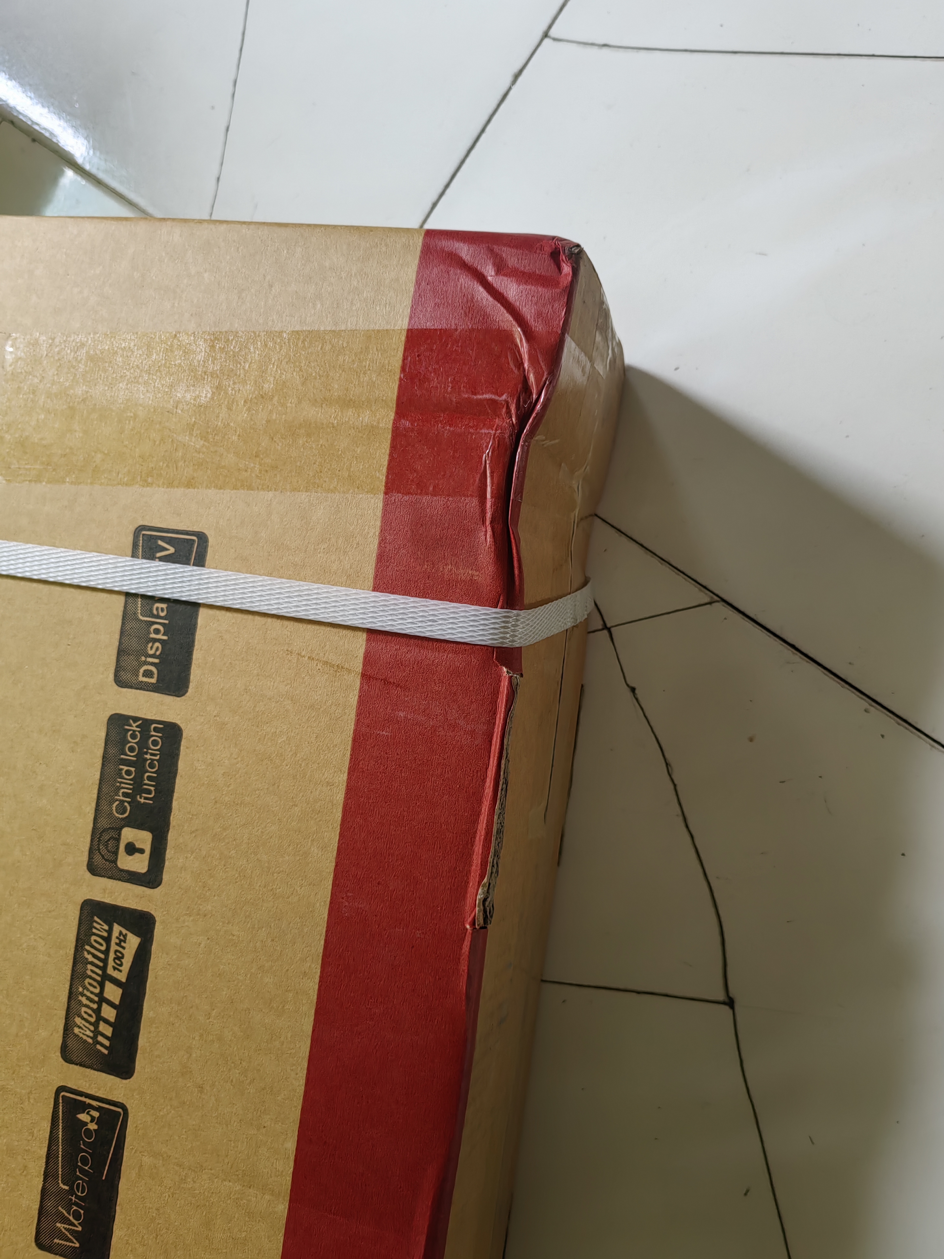 KITV新款55英寸超高清彩电家用智能电视机网络WiFi智能语音平板曲面防爆客厅卧室酒店监控显示器 60LED 超清护眼电视版【98cmX57cm】 实拍图