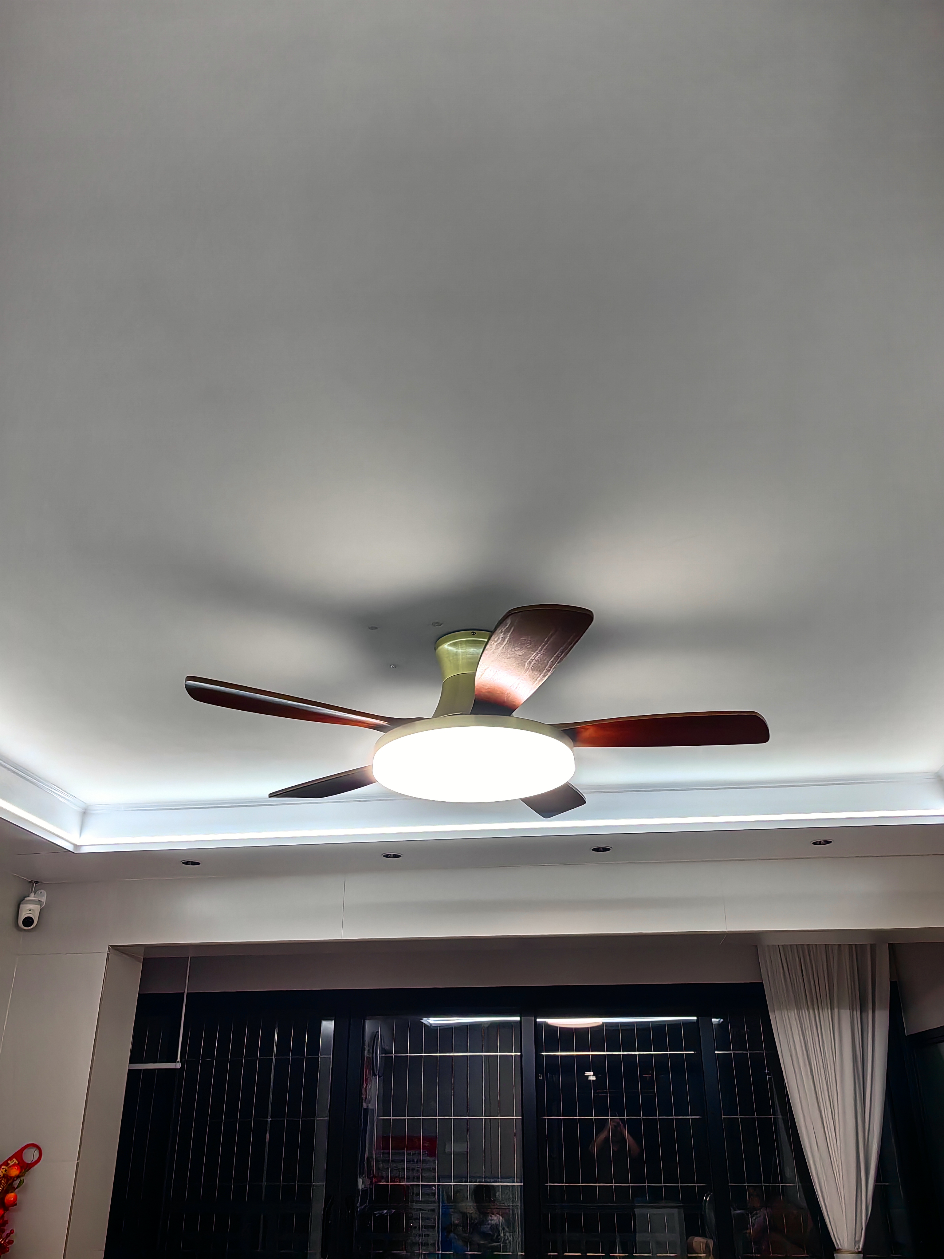 雷士（NVC）风扇灯 新中式吊扇灯中古风 餐厅客厅高显指吊灯遥控一级能效省电 似锦5叶/56寸80W全光谱/遥控款 实拍图