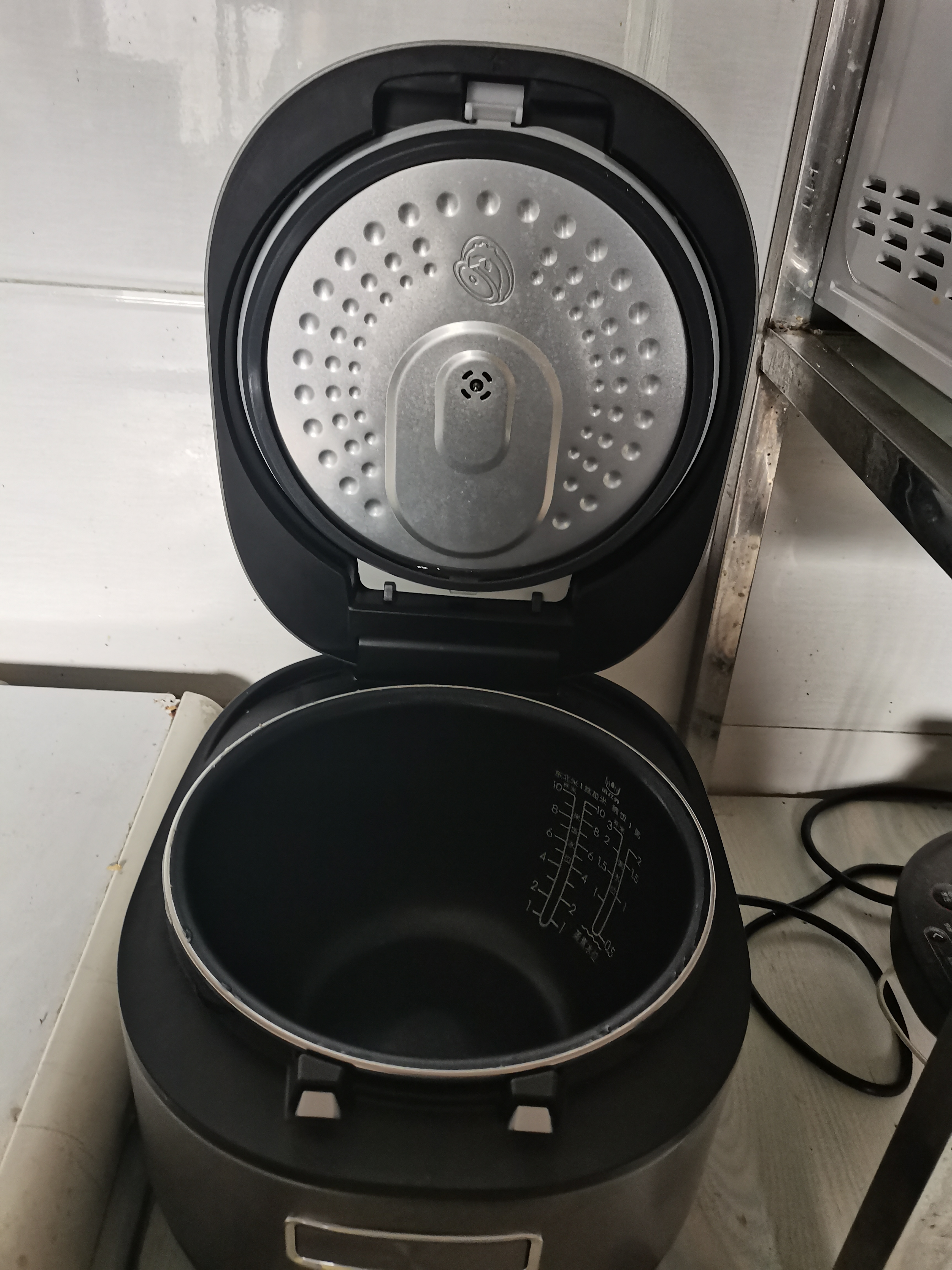 美的（Midea）电饭煲4l/5升家用ih立体加热1300W大火力香甜精铁厚釜智能电饭锅柴火饭上盖可拆3-4-5-6-8-10个人 5L 【线下同款】仿古IH灶火 | 精铁厚釜 实拍图