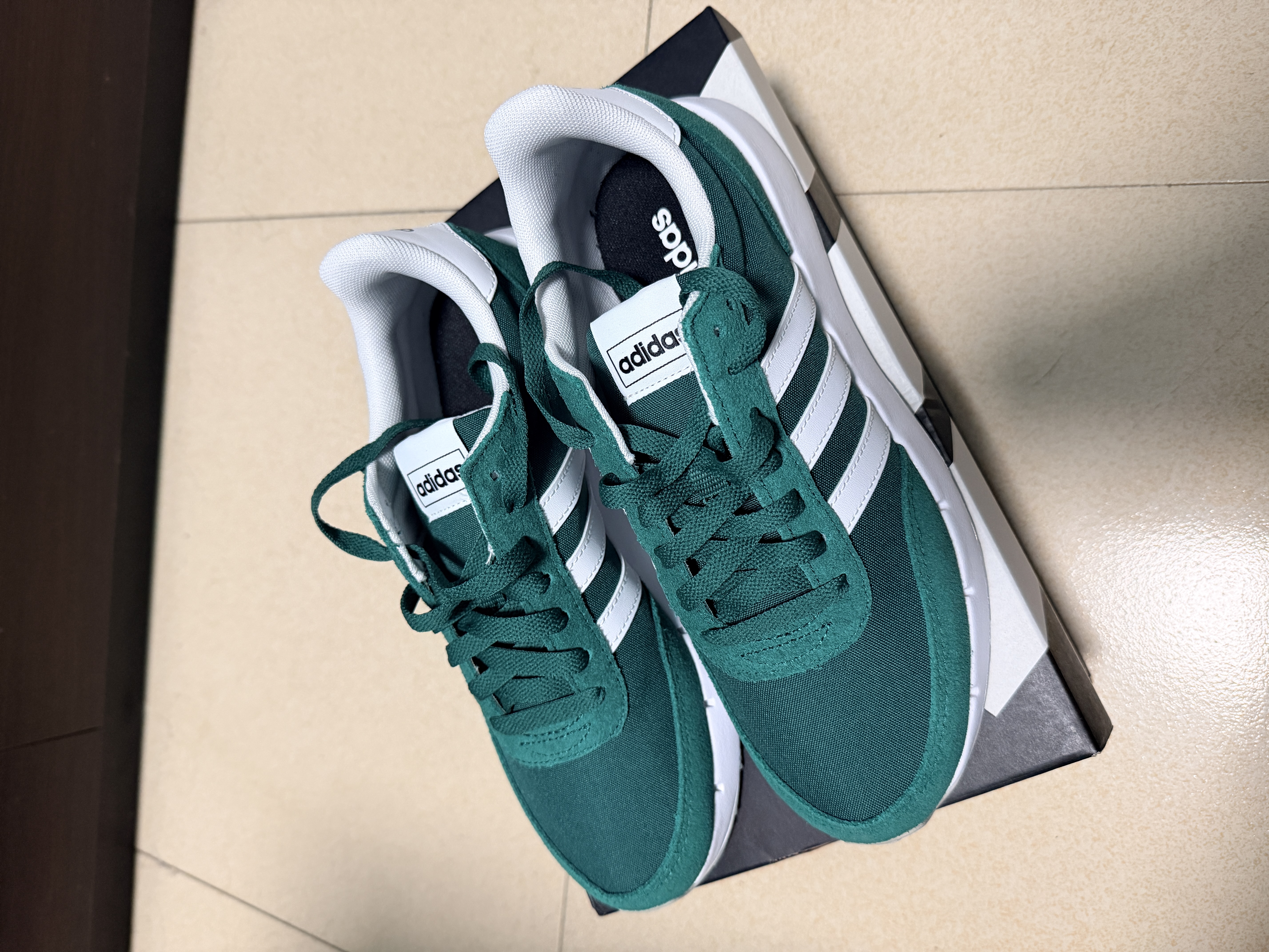 adidas RUN 60s 2.0复古休闲舒适跑步鞋男女阿迪达斯官方轻运动 森林绿/白色/金属灰   40 实拍图