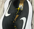 耐克NIKE男子跑步鞋REVOLUTION 7运动鞋春夏款FB2207-001黑白42 实拍图