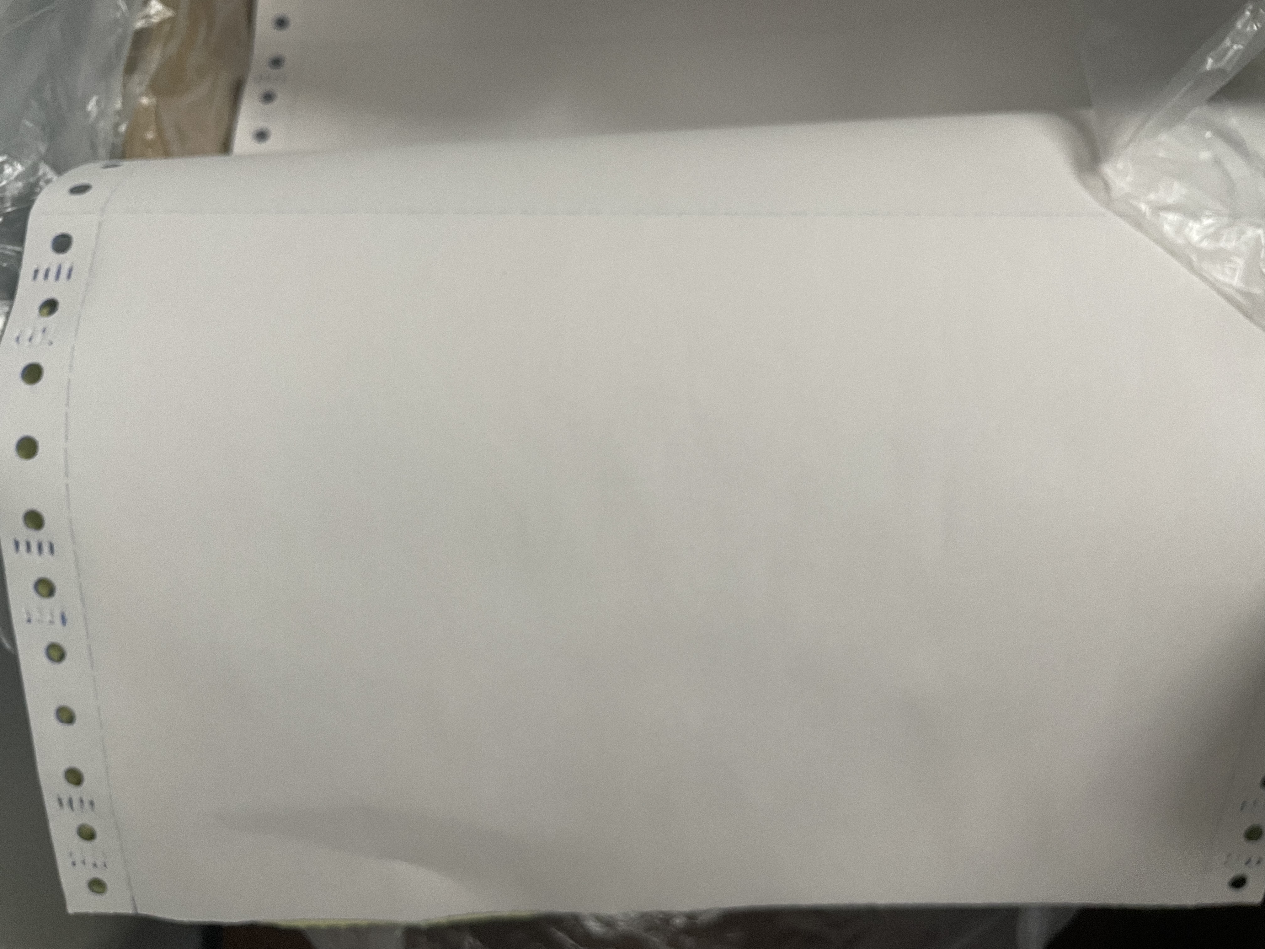 得力（deli）白令海三联二等分可撕边针式打印纸电脑打印纸 彩色(白红黄)发票单凭证打印1200页 BLL241-3-1/2CS 实拍图