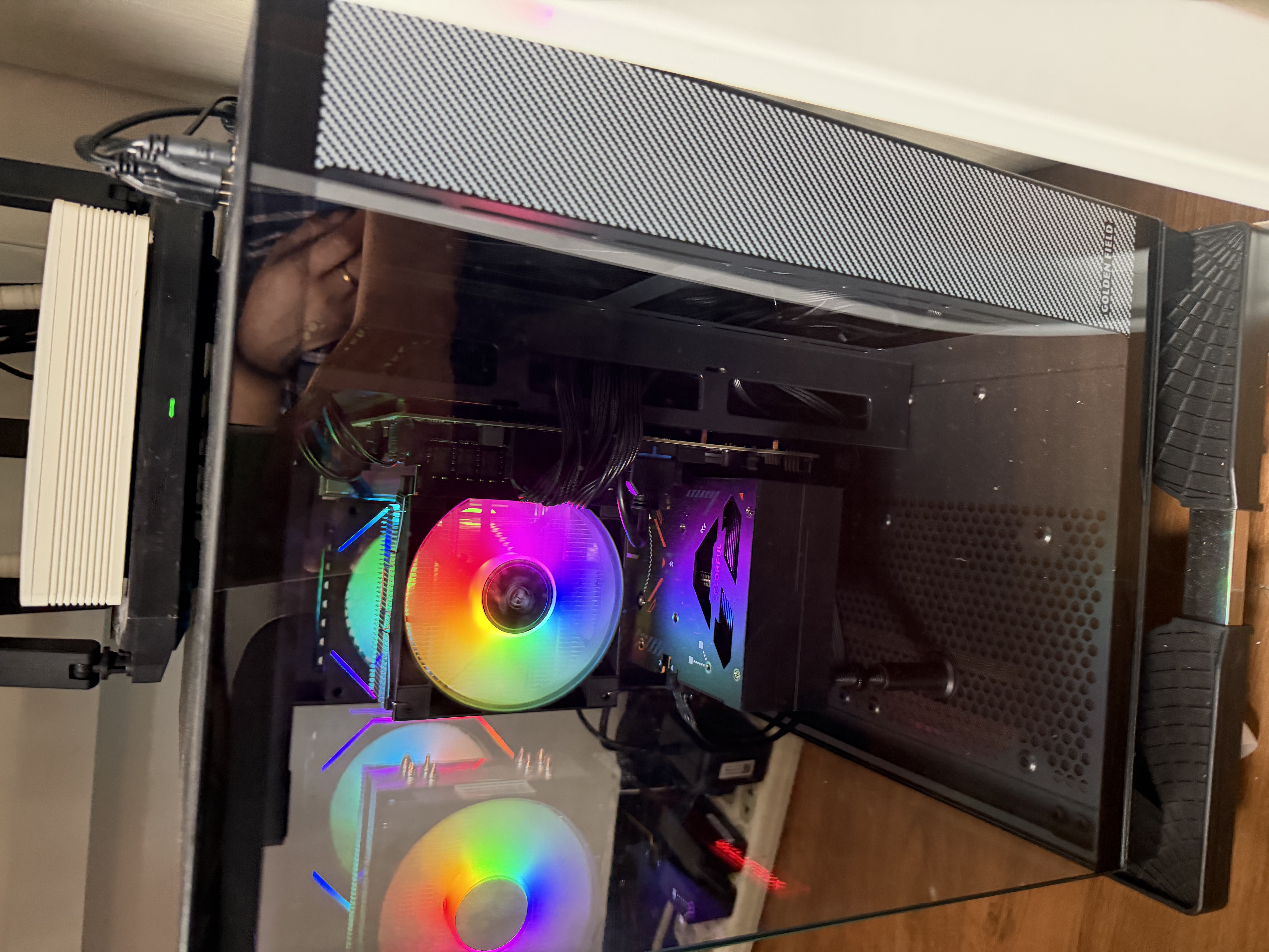 七彩虹（Colorful）海景房主机酷睿15代U5 245KF/i5 12490F搭RTX5060 5060TI电竞游戏设计办公电脑主机台式组装机 配四：12400F丨16G丨512G丨5060 实拍图