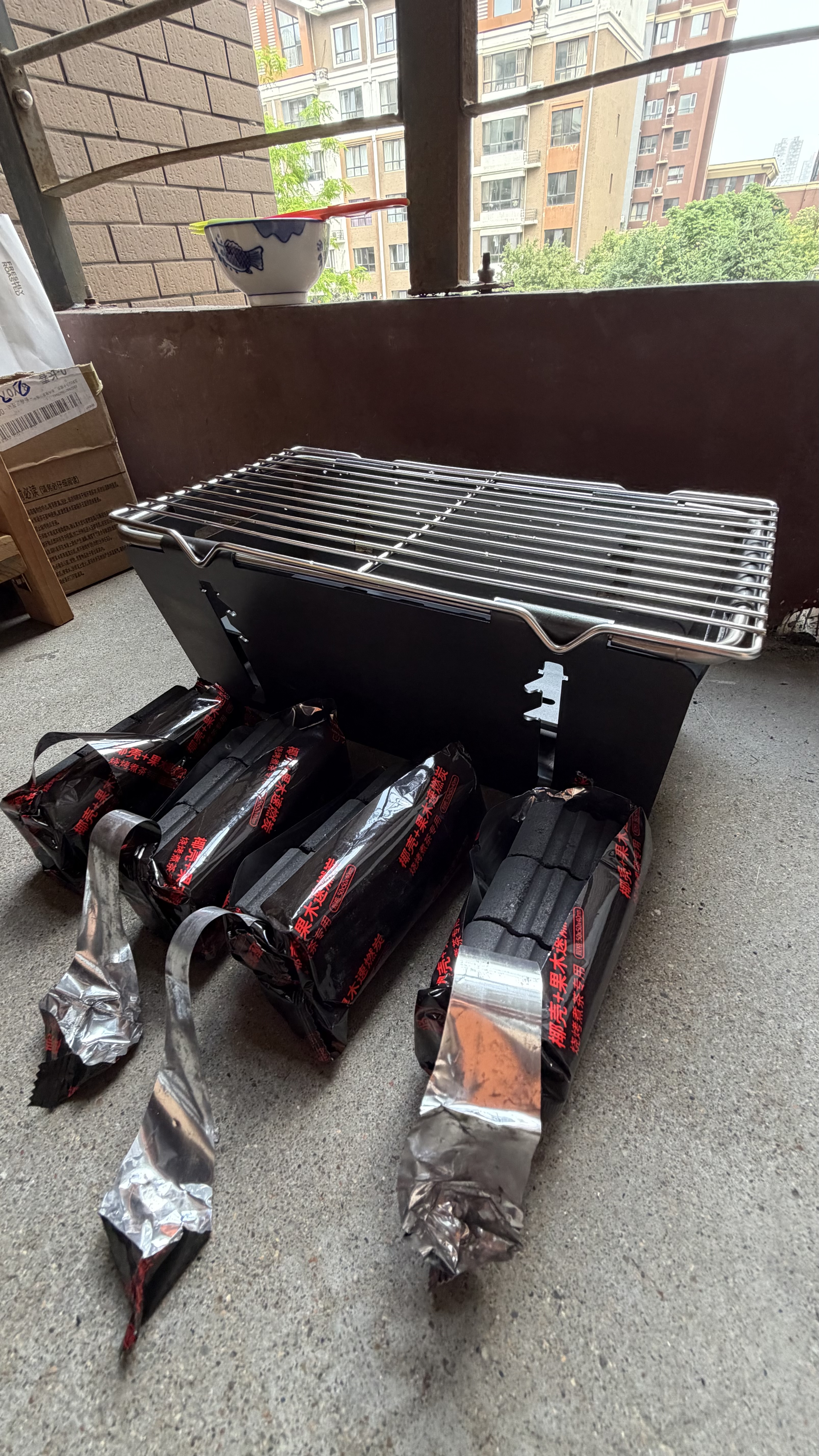 麦瑞格速燃碳无烟果木烧烤炉炭专用易燃家用取暖机制竹炭块户外煮茶架子 实拍图
