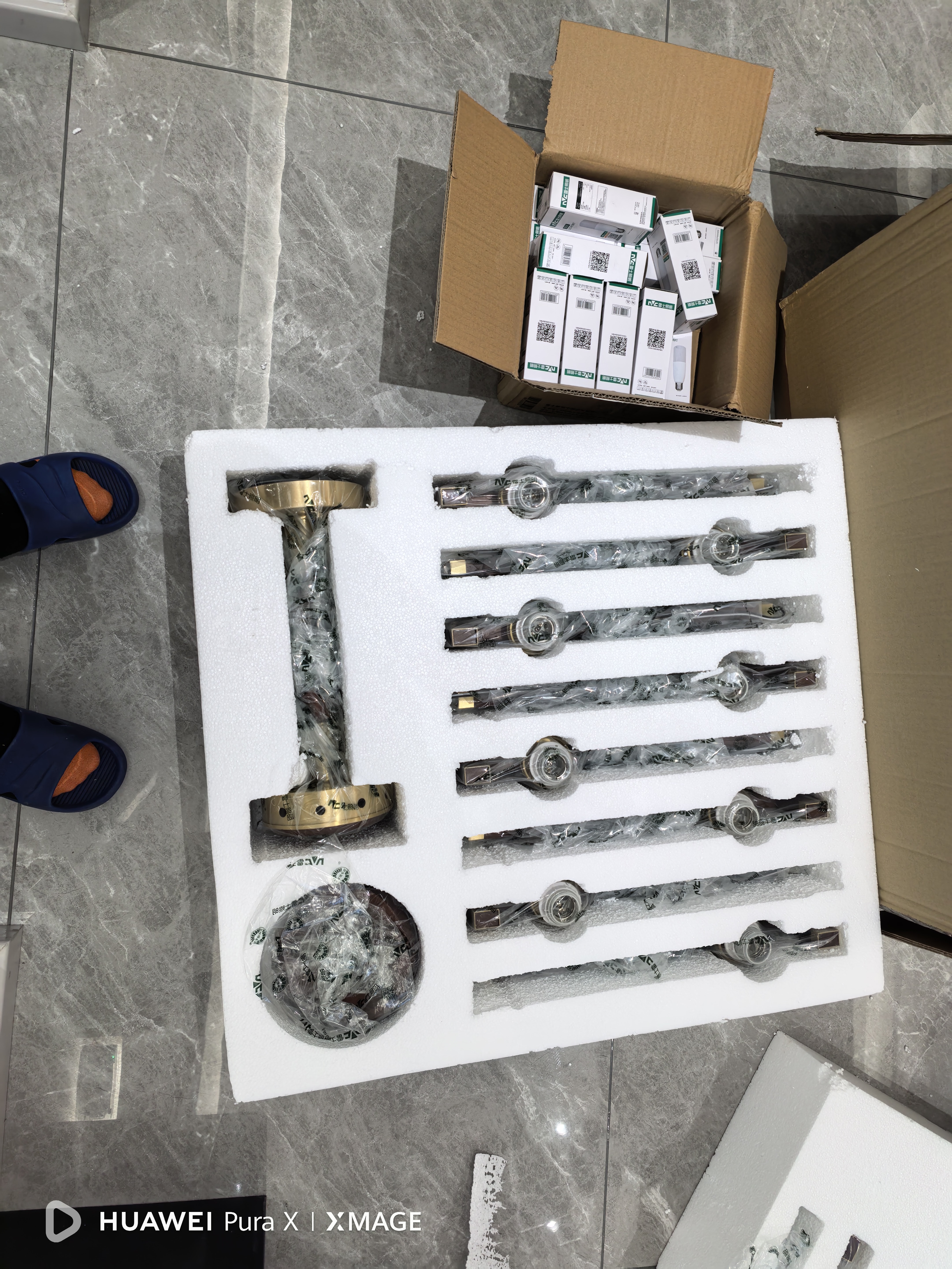 雷士（NVC）铜吊灯客厅灯新中式铜海棠木餐厅灯护眼灯轻奢卧室中古风灯具套餐 10+6头 配9w三色护眼泡 实拍图
