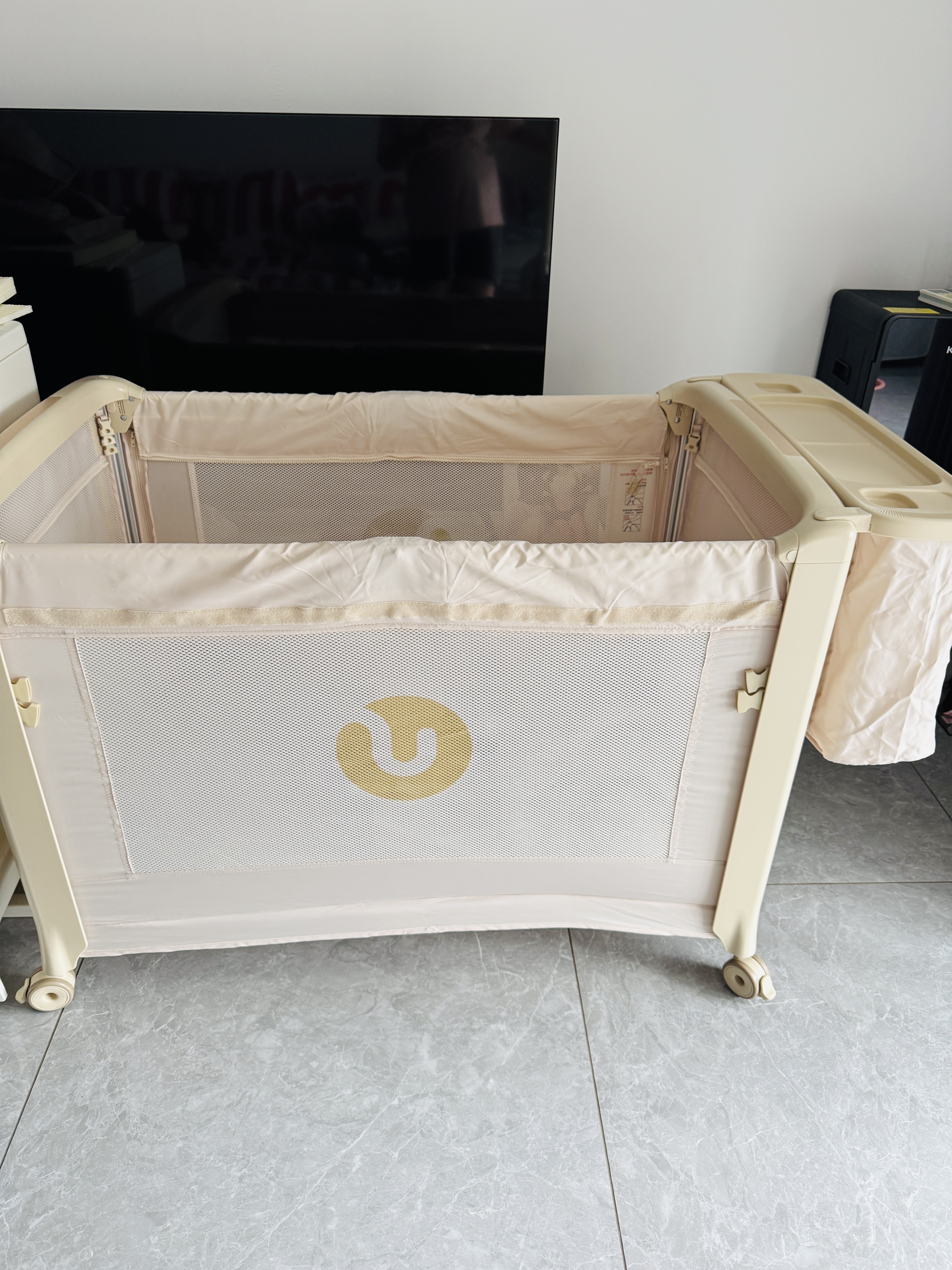 优乐博（ULOP）婴儿床可移动0-3岁多功能可拼接大床带尿布台二合一可折叠宝宝床 新生儿礼物豪华婴护舱送护脊床垫+尿布台-香槟金 婴幼儿宝宝用品新生儿睡觉神器 实拍图