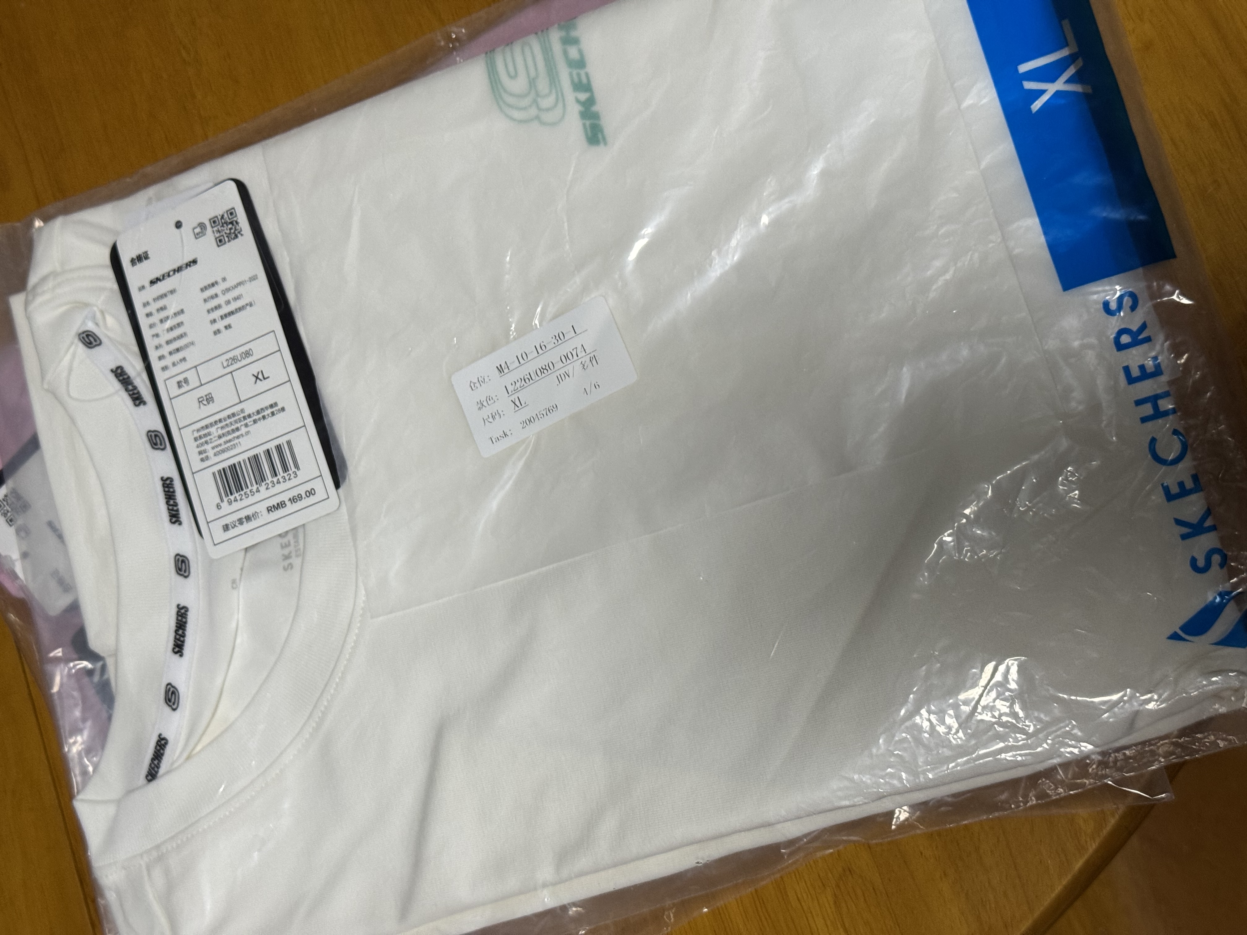 斯凯奇夏季男女情侣同款缤纷系列透气抗菌凉感短袖T恤 L226U080 实拍图