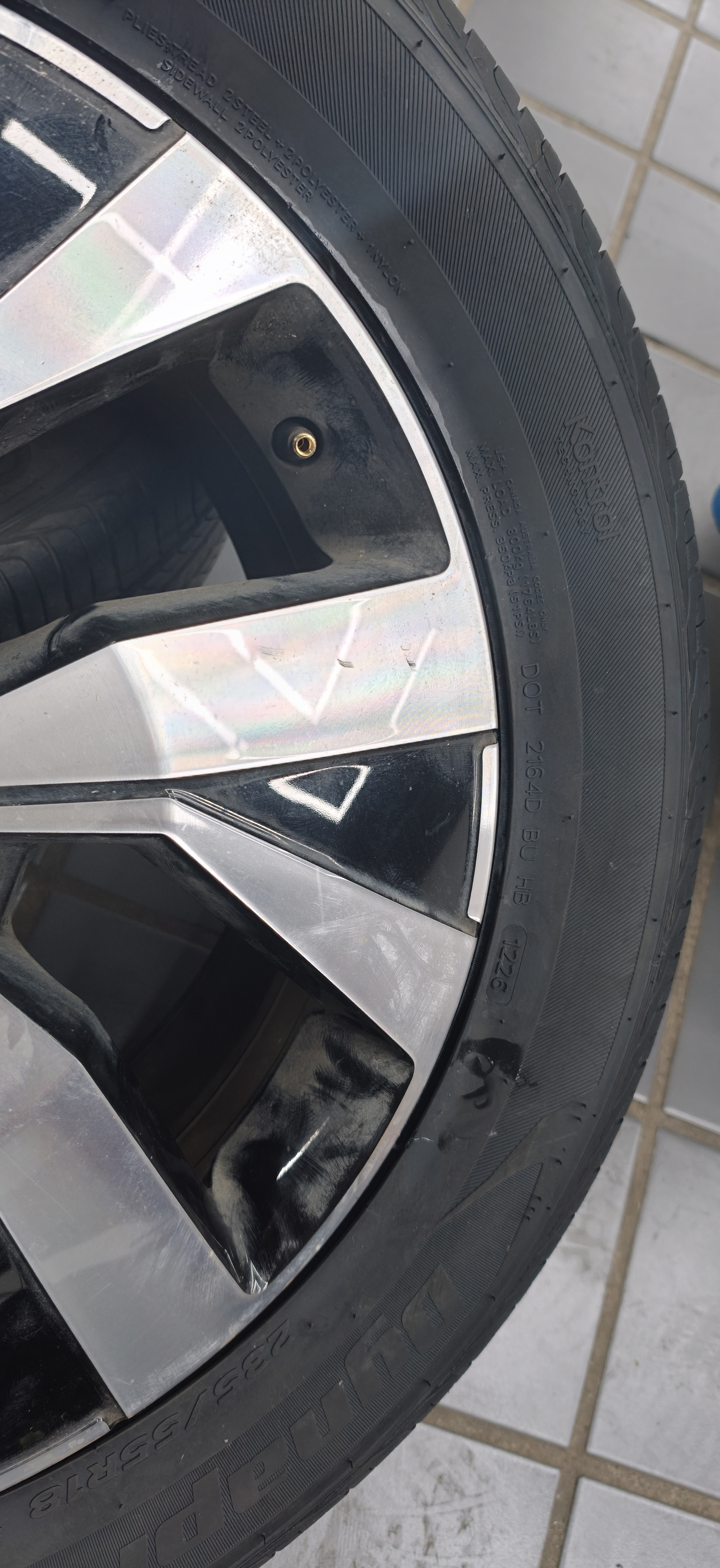 韩泰（Hankook）汽车轮胎 235/55R18 100V RA33原配探岳/途观L/柯迪亚克  实拍图
