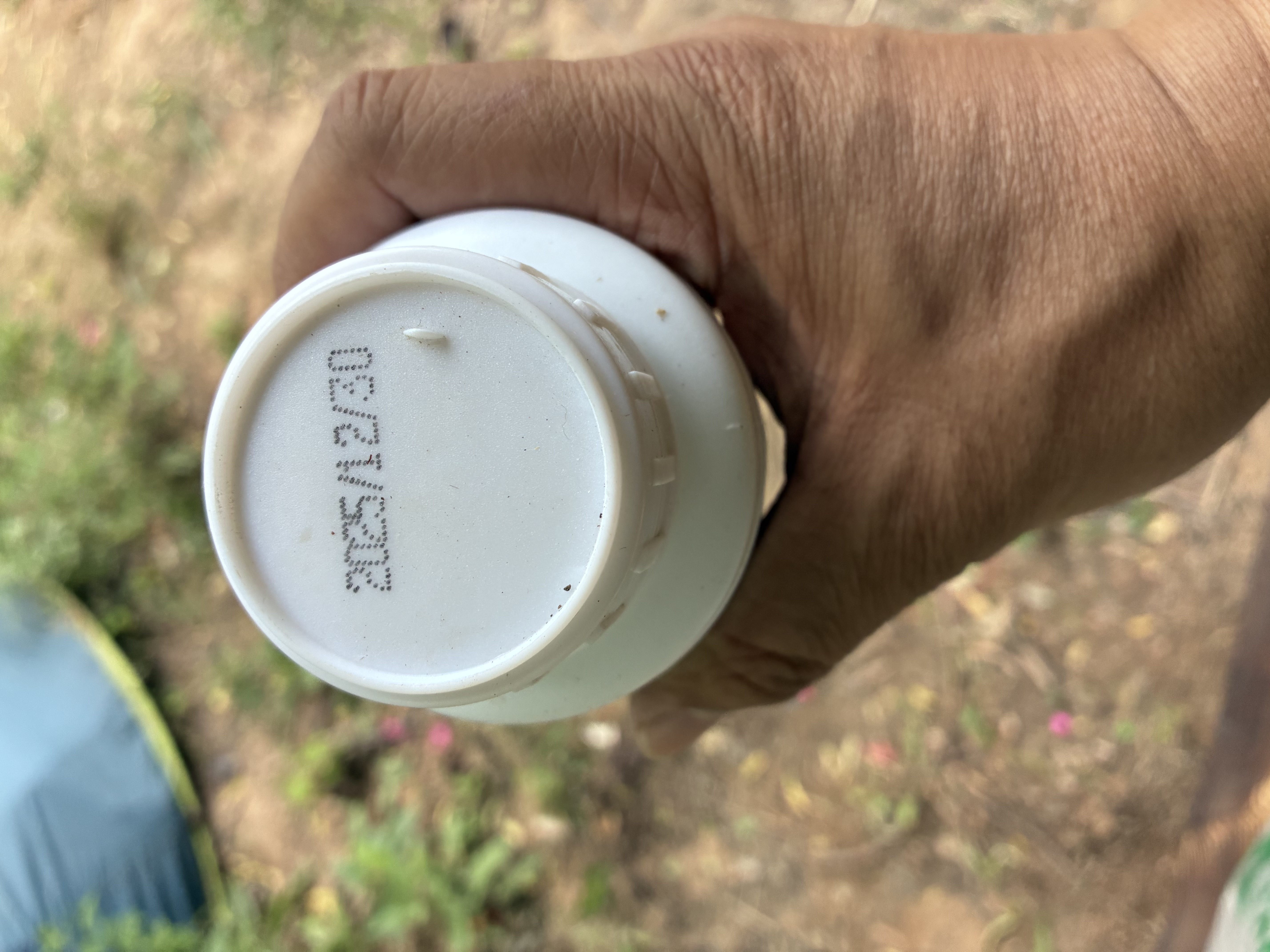 坤宁王高效氯氰菊酯悬浮剂农药灭蚊苍蝇敌敌蟑螂喂畏大面积室外杀虫剂 实拍图