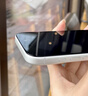 绿联【无黑边不挡屏】适用苹果17/16Pro钢化膜iPhone17/16Pro手机膜无边高清防摔防爆保护膜 2片装 实拍图