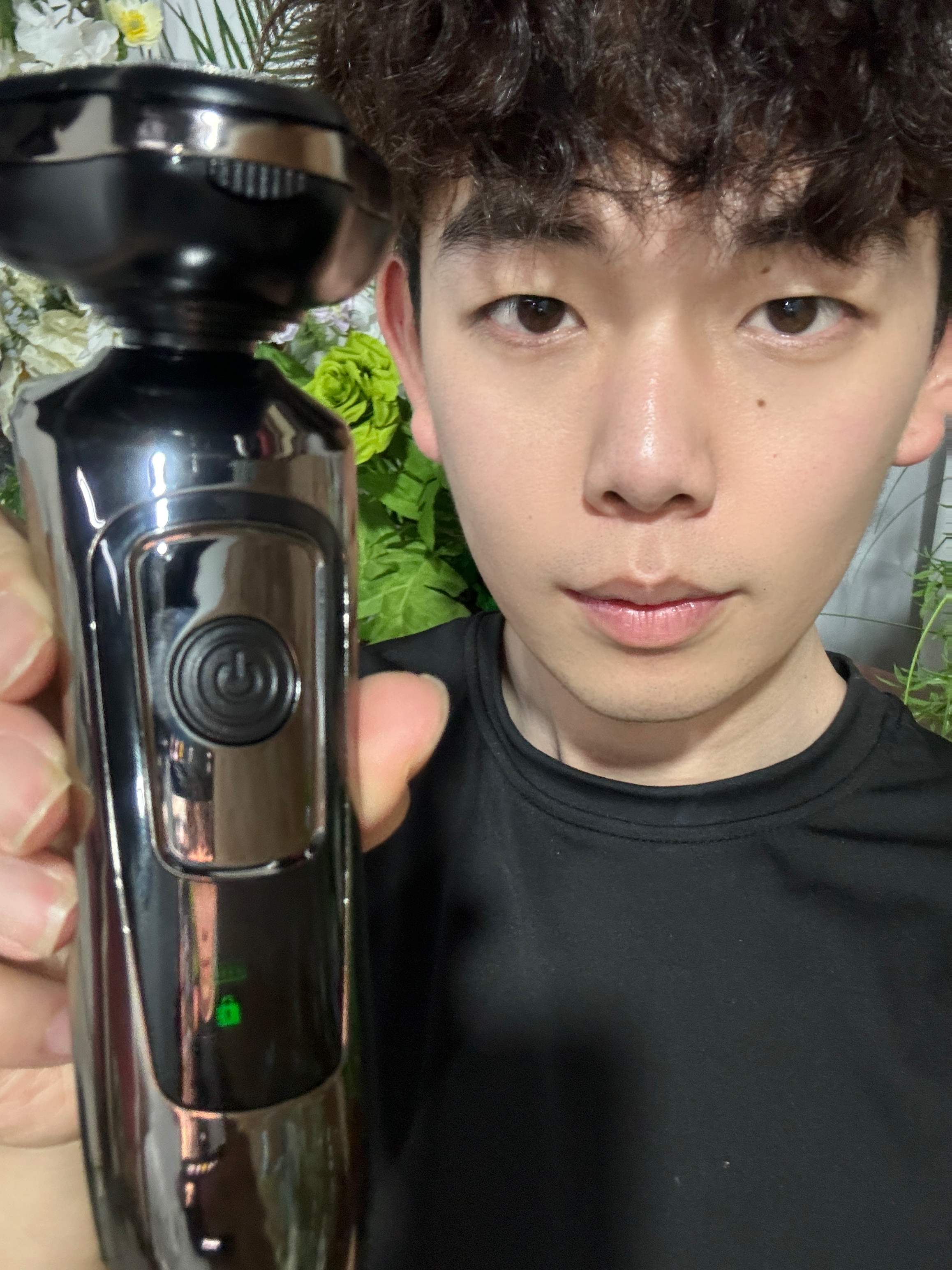 德系剃须刀【飞利浦平替】刮胡刀最新款2026款京东自营电动剃须刀男士生日礼物理发器鼻毛修剪器 【618直降】 4D剃须刀 实拍图