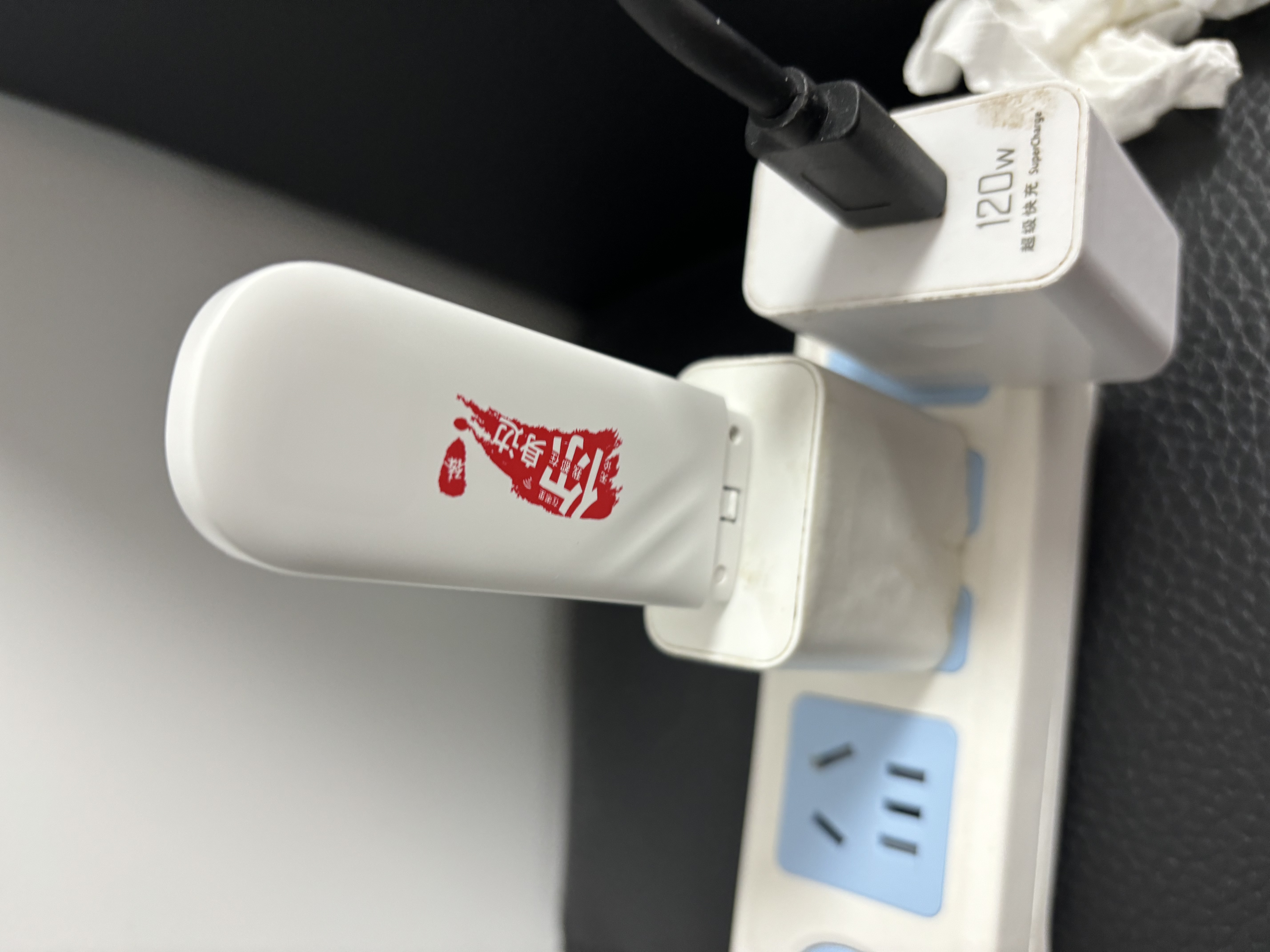 中国联通移动随身wifi6无线网卡免插卡车载随身便携支持5G/4G设备上网路由器流量网卡宽带2026款全国通用 【USB直连款】即插即用-月光白 实拍图