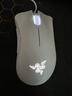 雷蛇（Razer）炼狱蝰蛇标准版有线鼠标 人体工学  电竞游戏 右手通用型 吃鸡/LOL/CS GO游戏鼠标 白色 实拍图
