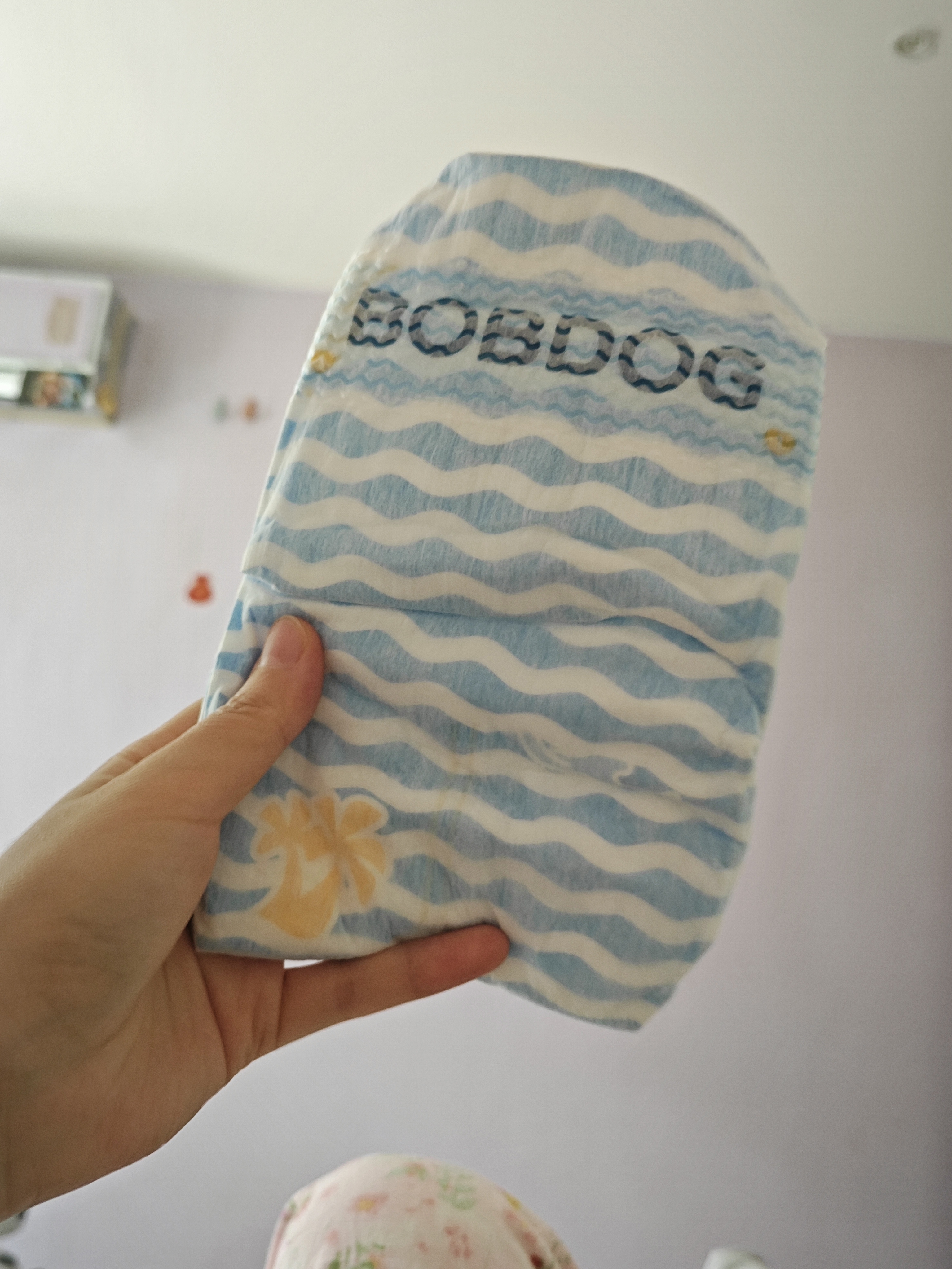 巴布豆（BOBDOG）超柔小波浪纸尿裤超薄透气尿不湿纸尿裤婴儿夜用透气不捂闷防漏 【全网畅销】纸尿裤 M46片（4.5-8.5KG） 实拍图