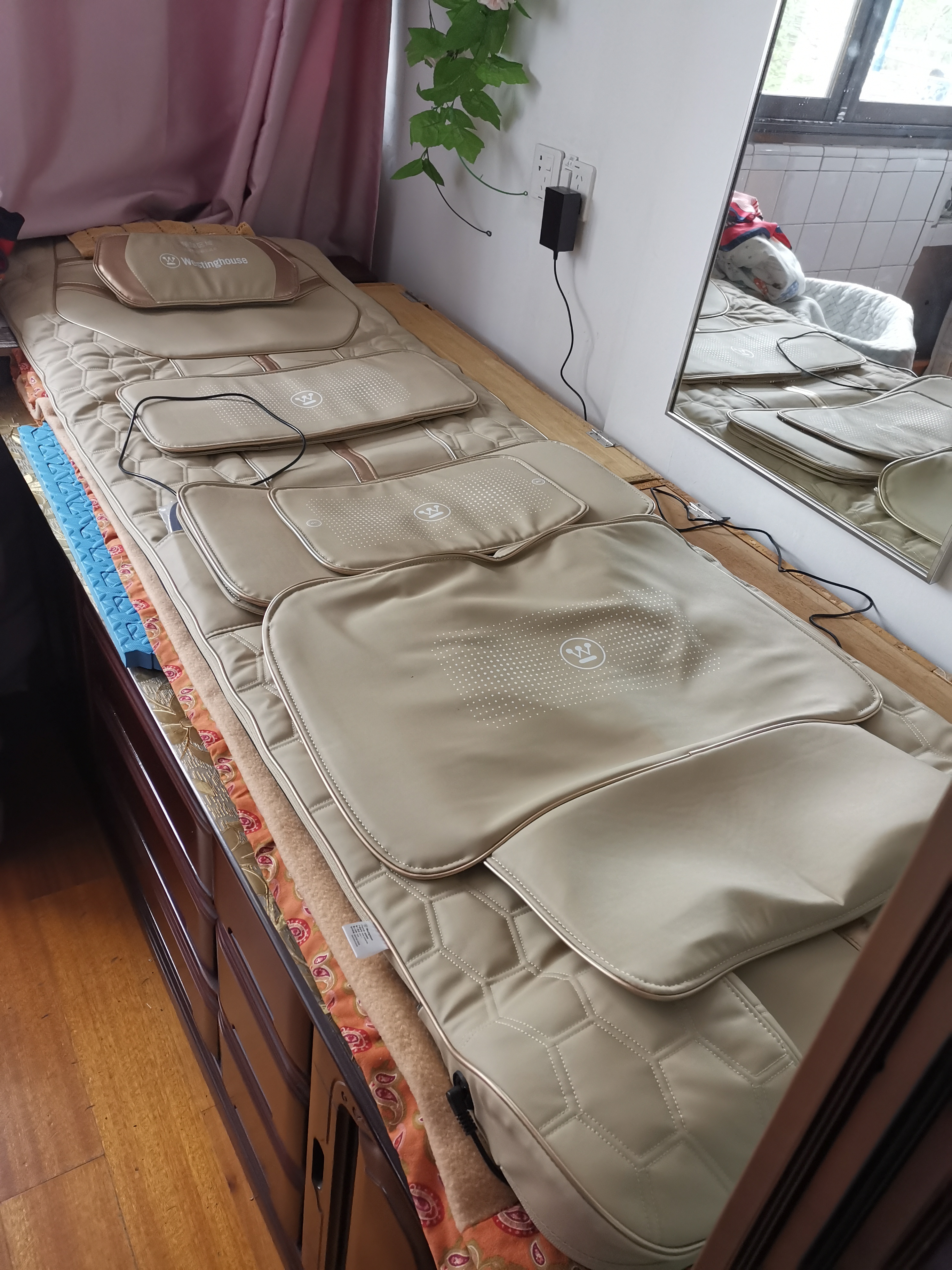 西屋（Westinghouse）S200/S206/S206Pro按摩垫全身拉伸垫躺垫床上折叠按摩椅家用迷你腰背部按摩床垫爸妈情侣礼物 S206Pro欧米咖【腿足360度包裹按摩】 【放松好睡眠】 实拍图