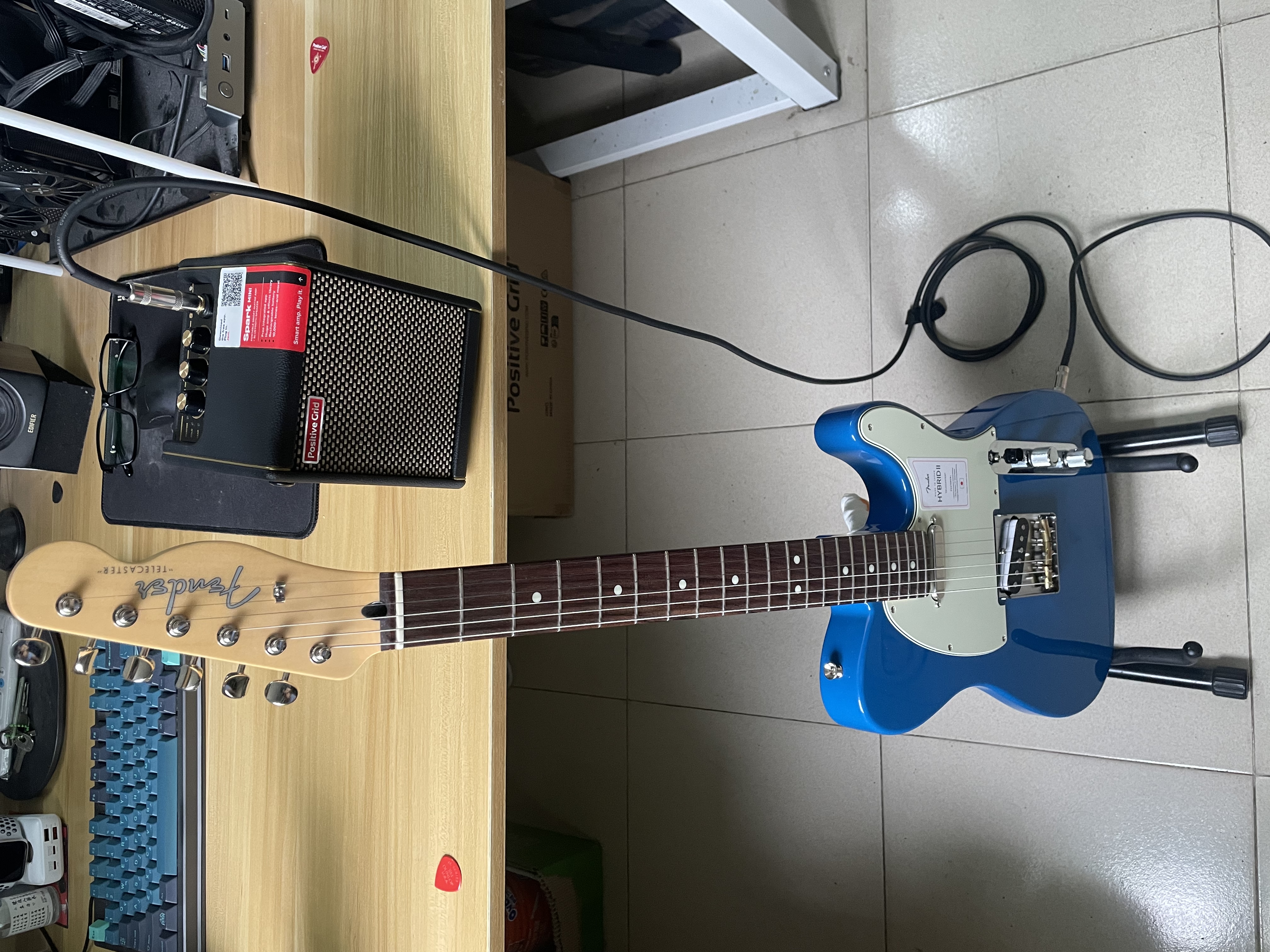 FENDER纷达 日产 Hybrid II 第二代融合系列 Telecaster 电吉他 5660100318 森林蓝 实拍图