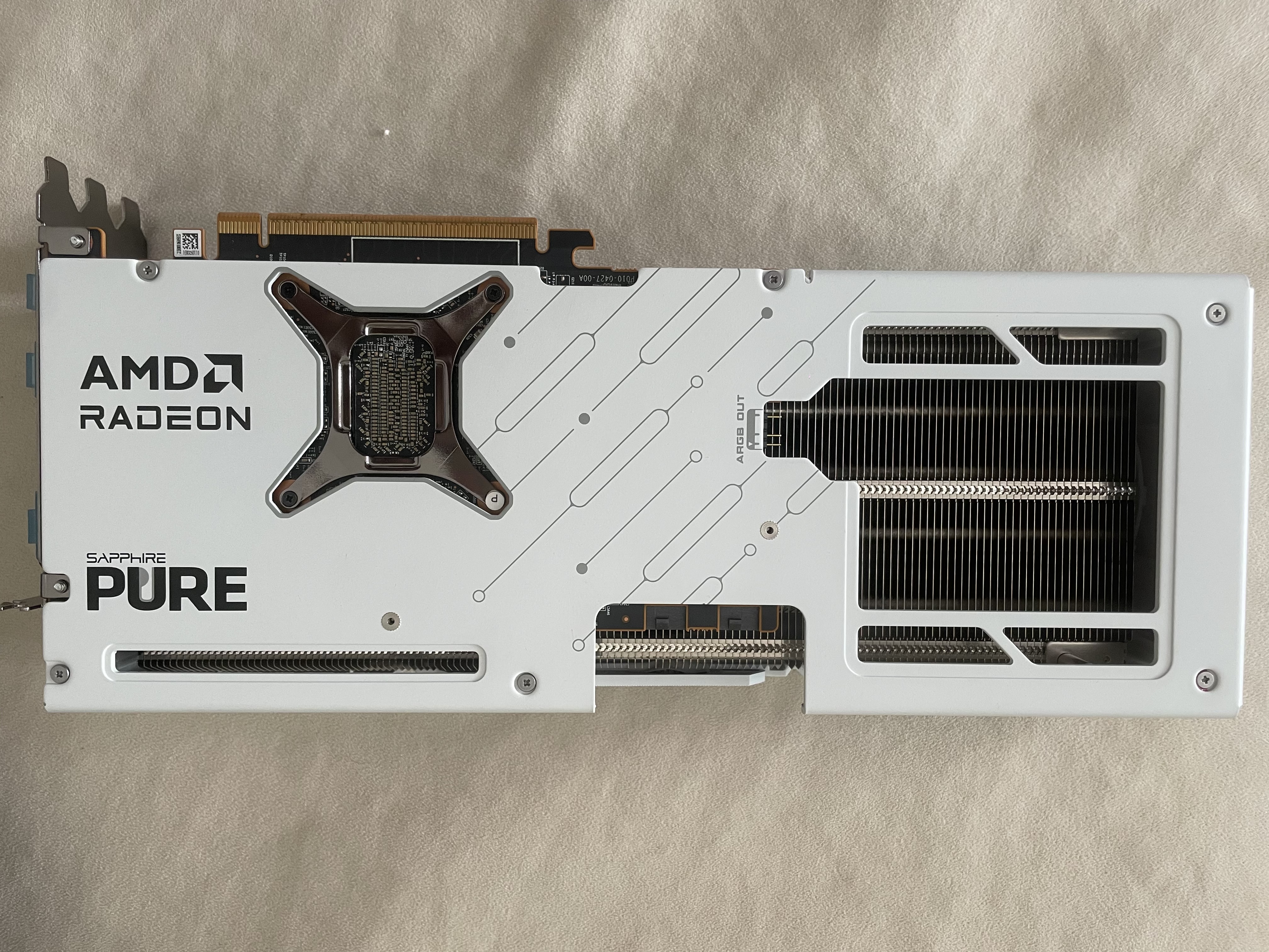 蓝宝石（Sapphire）AMD Radeon RX 9070 XT 16GB GDDR6 PURE 极地 deepseek AI设计智能渲染电竞游戏台式机独立显卡 实拍图