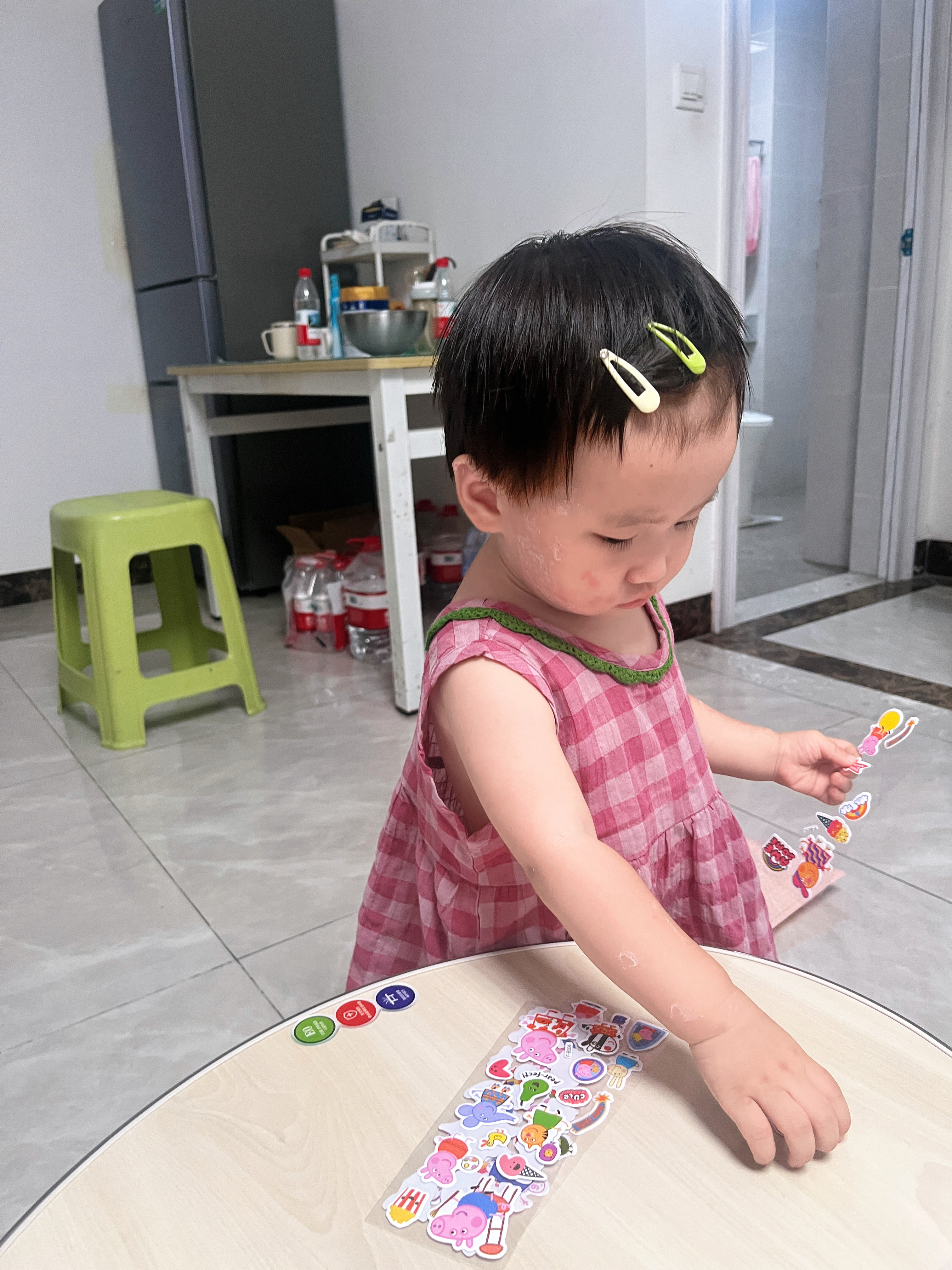 曼龙儿童花生桌Pro宝宝游戏桌可升降可调节花生桌学习桌写字台 米黄色 实拍图