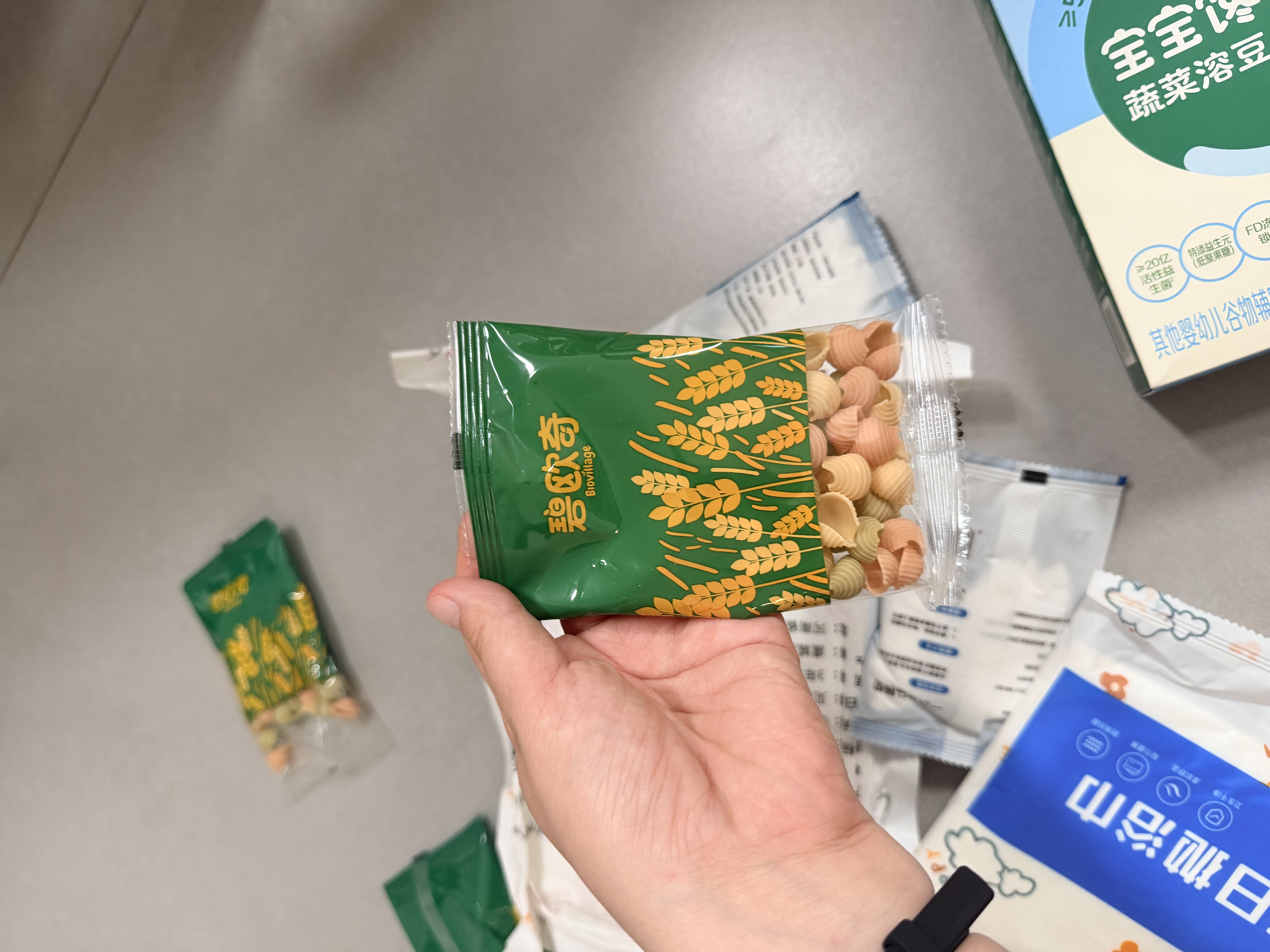 秋田满满有机意式螺旋面200g牛肉芦笋番茄味1岁+儿童早餐宝宝造型面辅食 实拍图