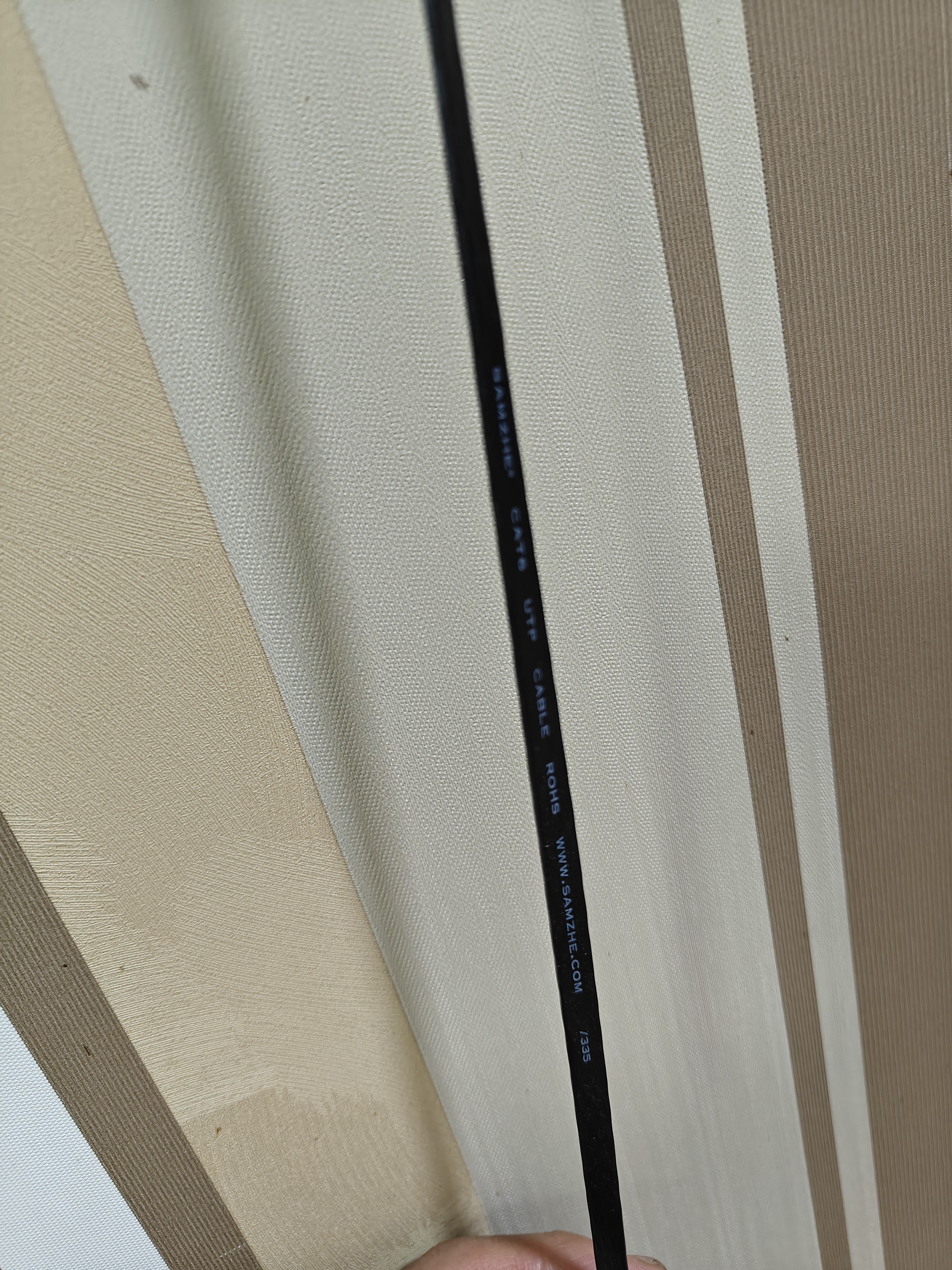 山泽 六类网线 CAT6类千兆纯铜扁平网线 电脑/家装/宽带网络连接跳线 黑色30米HBP630匹配路由器 实拍图