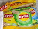 乐事（Lay's）薯片 (原味+黄瓜+青柠) 70克*3包 组合包 零食大礼包 休闲食品 实拍图