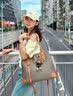Colin Kolly 科林科莉生日纪念日礼物礼物包包女包送老婆女友轻奢品牌高端女士托特包 CK-303卡其棕（萌兔伴侣）京派（次日达） 520限定精美礼盒装 实拍图
