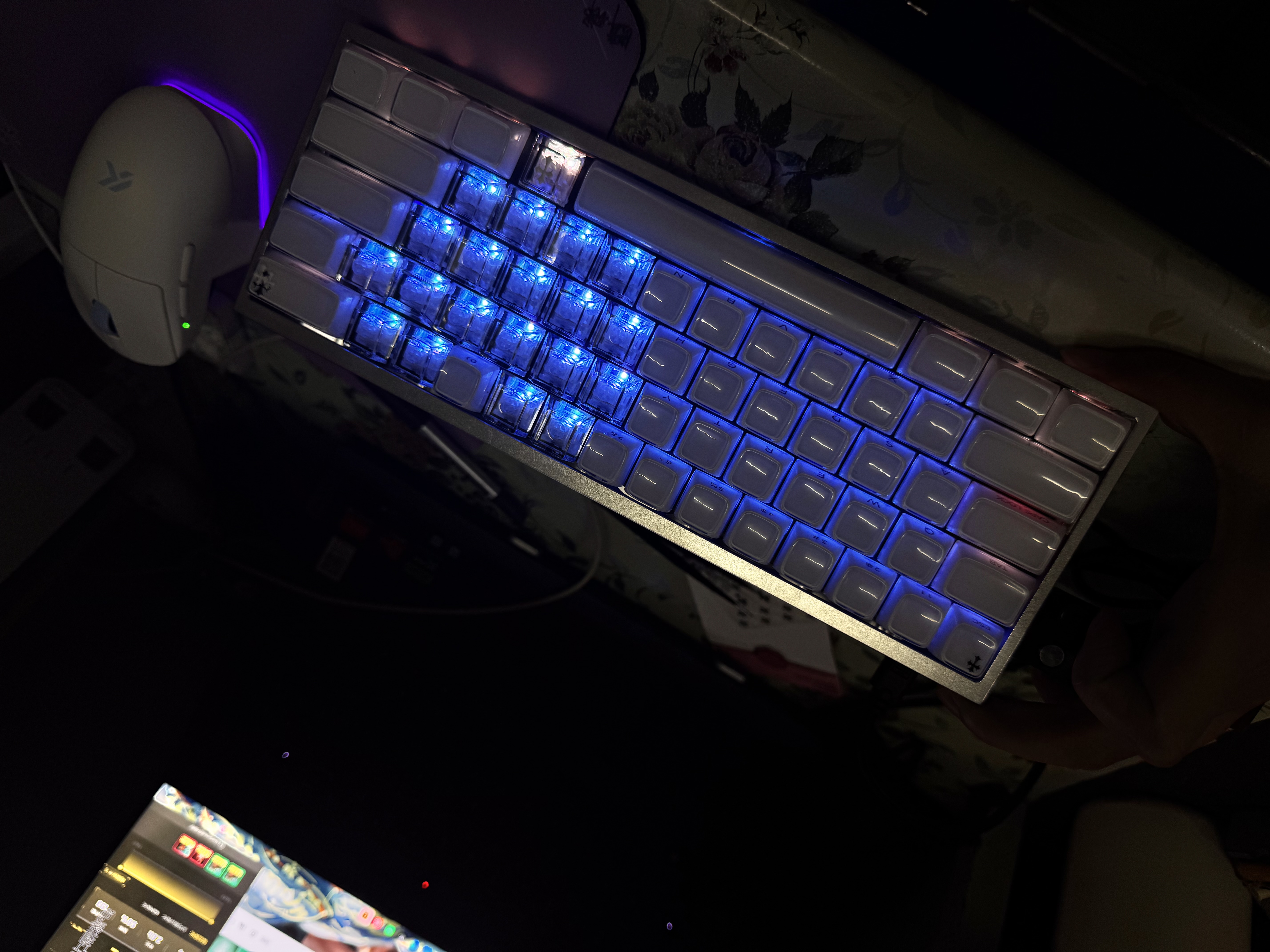 美加狮MAD 60 68 HE/MAD 68 Pro磁轴键盘有线连接客制化61/68键网页驱动台式笔记本电竞游戏键盘蝴蝶键帽 MAD 60 旗舰版 雾透黑 万磁Gaming 实拍图