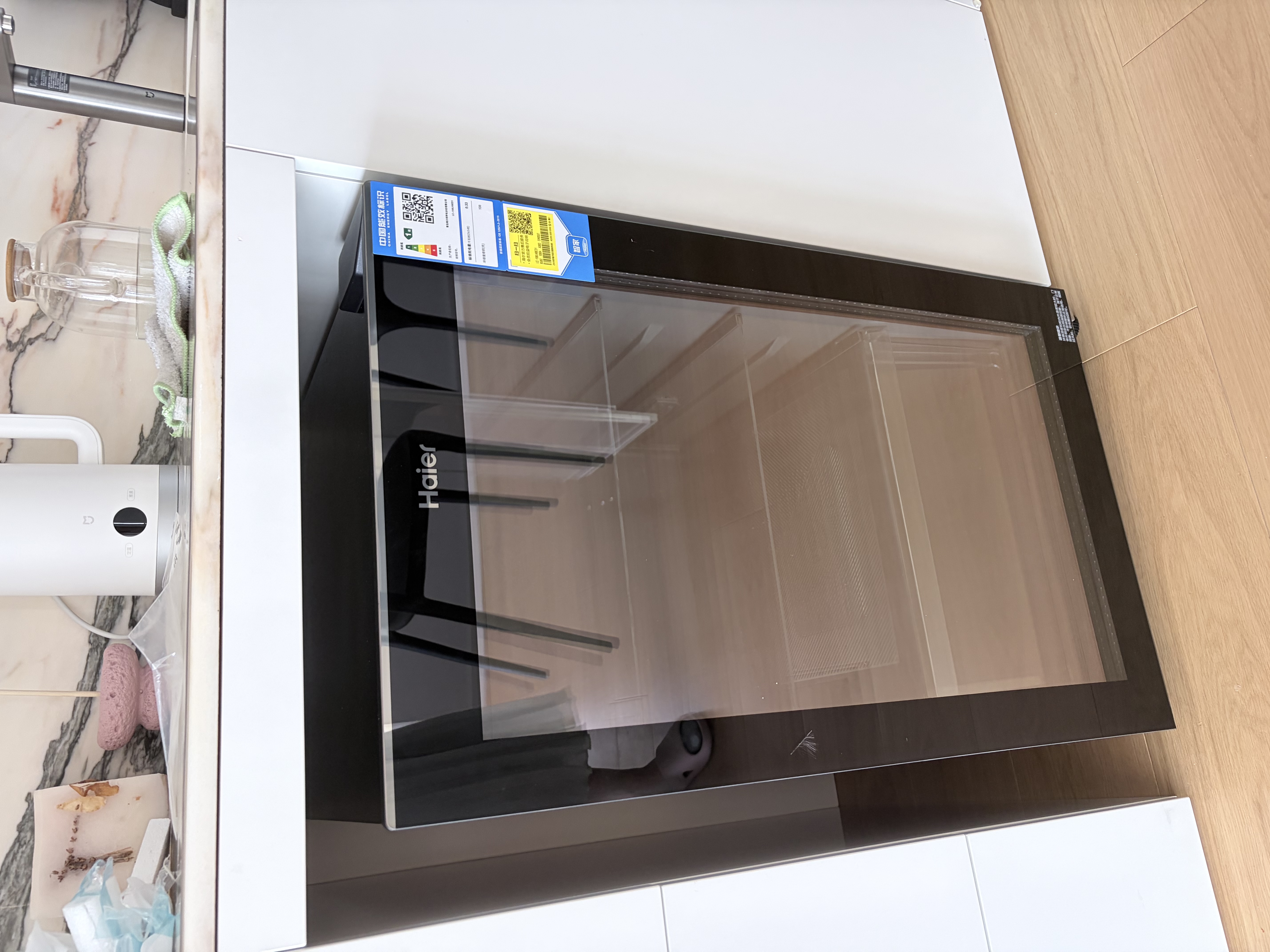 海尔（Haier）冰吧家用透明玻璃门小型冰吧客厅办公室冰箱饮料茶叶冷藏柜水果保鲜柜 红酒柜 立式冷柜客厅冰吧 108升全冷藏/新一级能效超省电 108L 实拍图