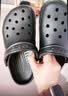 卡骆驰（CROCS）经典洞洞鞋新款送女友礼物10001 001黑色   37-38 实拍图