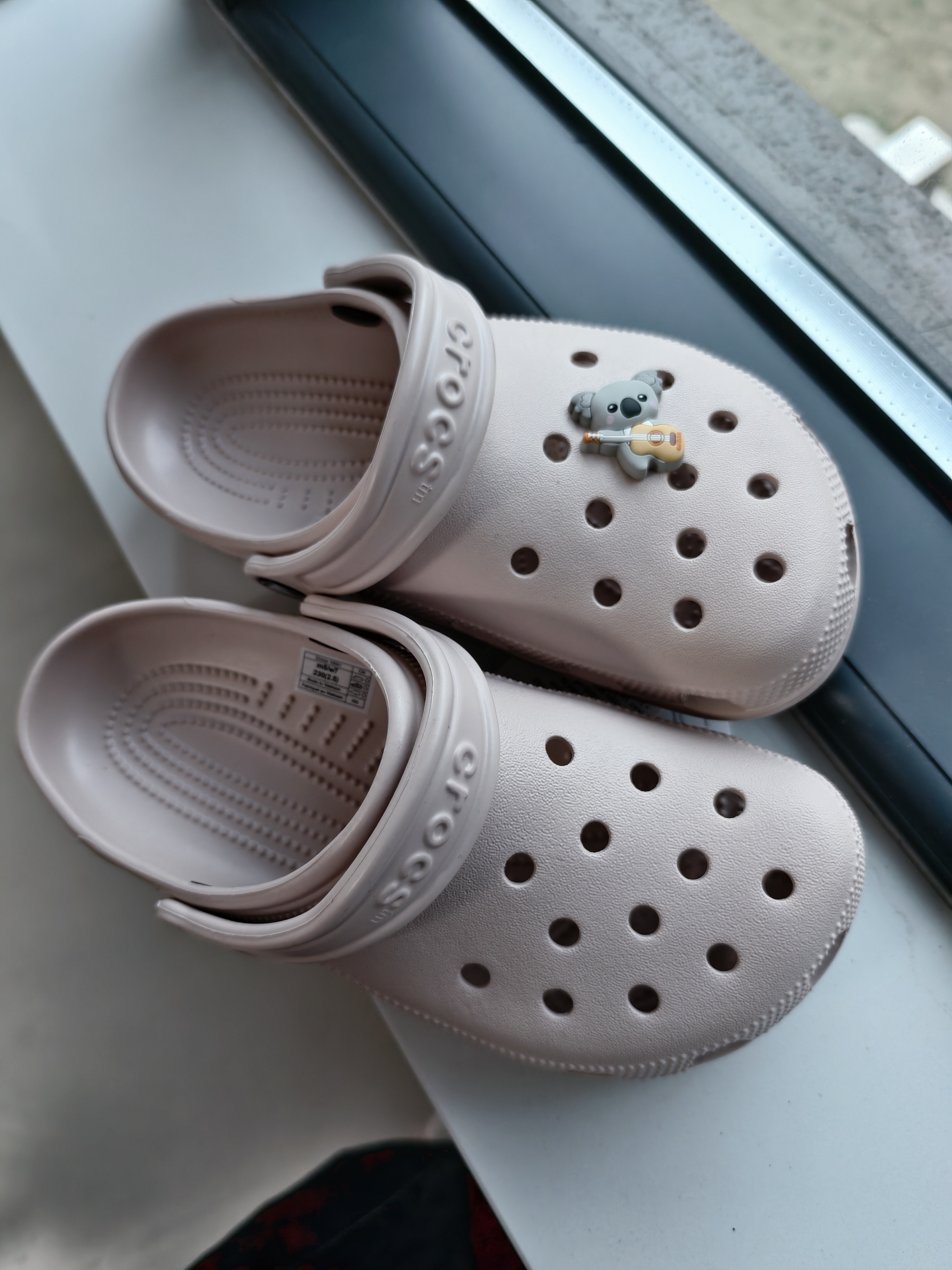 卡骆驰（CROCS）经典洞洞鞋轻便百搭女沙滩鞋包头拖鞋男鞋|10001 石英粉-6UR(含智必星) 37 /38(230mm) 实拍图