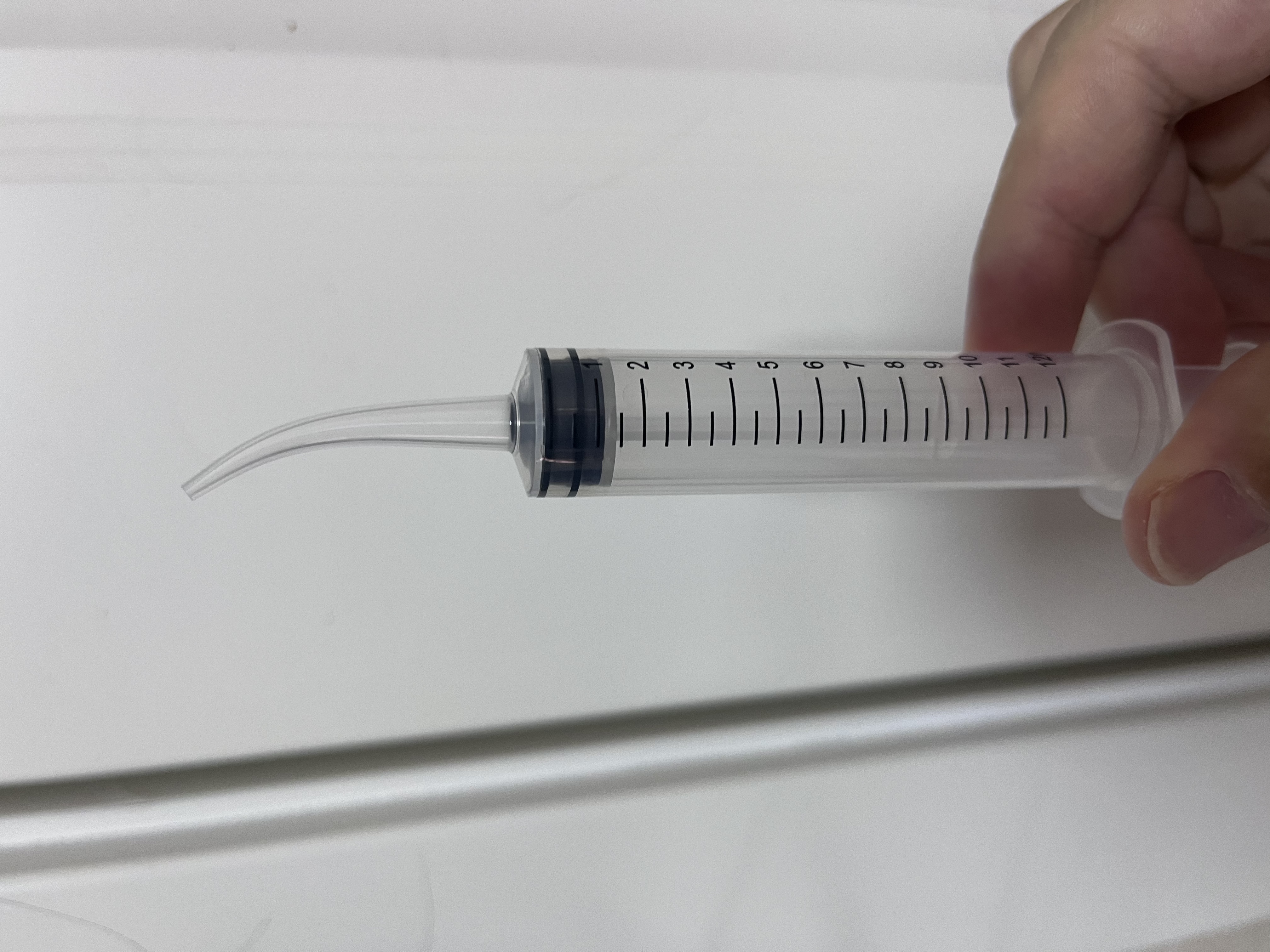 可孚 医用口腔冲洗器 智齿窝冲洗器 冲牙针管 弯头冲牙器 手动冲牙器TJ-12ML-V型 12ml*3支 实拍图
