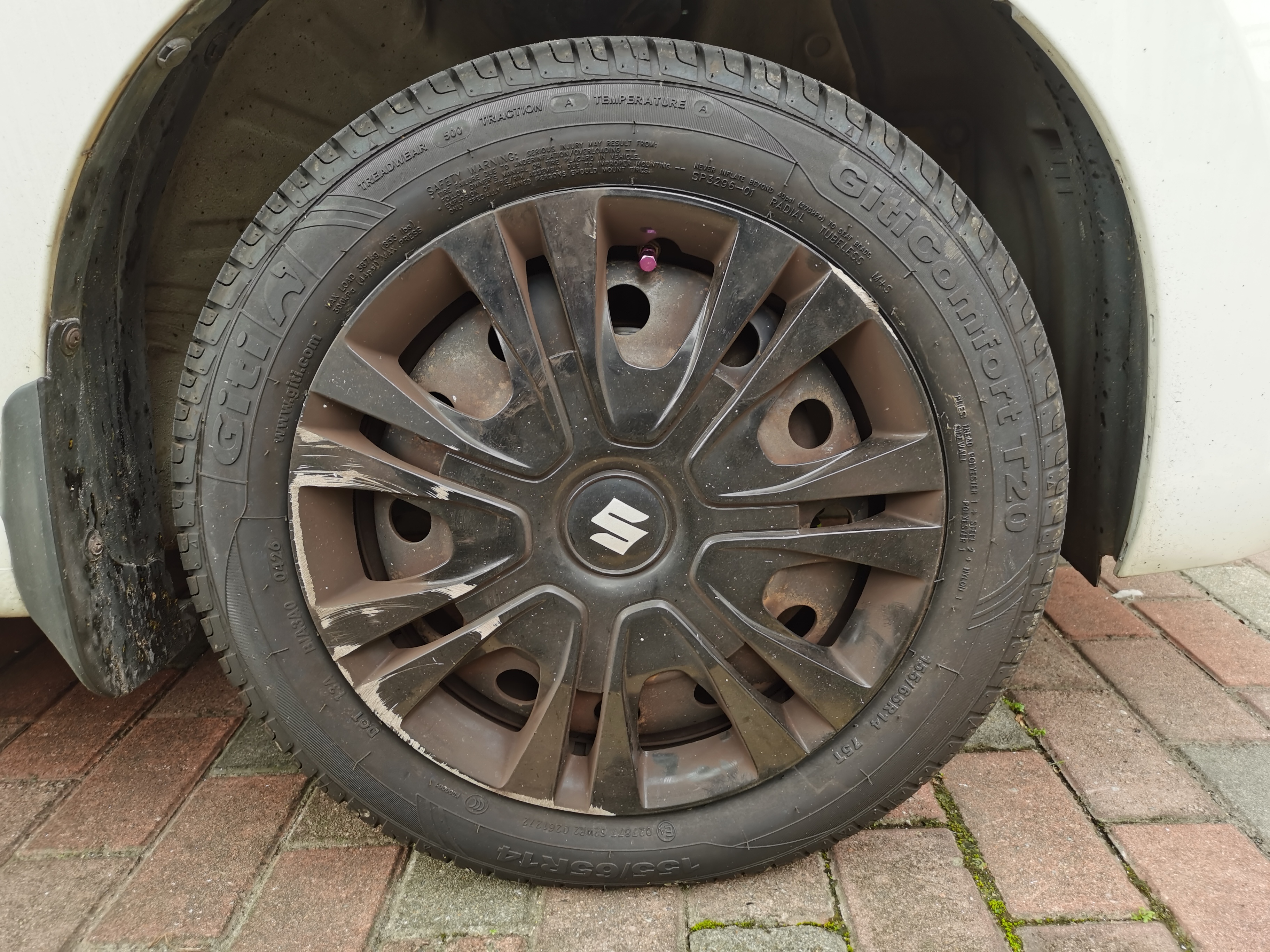 佳通轮胎(Giti)轮胎 155/65R14 75T T20 适配北斗星/长安奥拓/奔奔/奇瑞QQ 实拍图