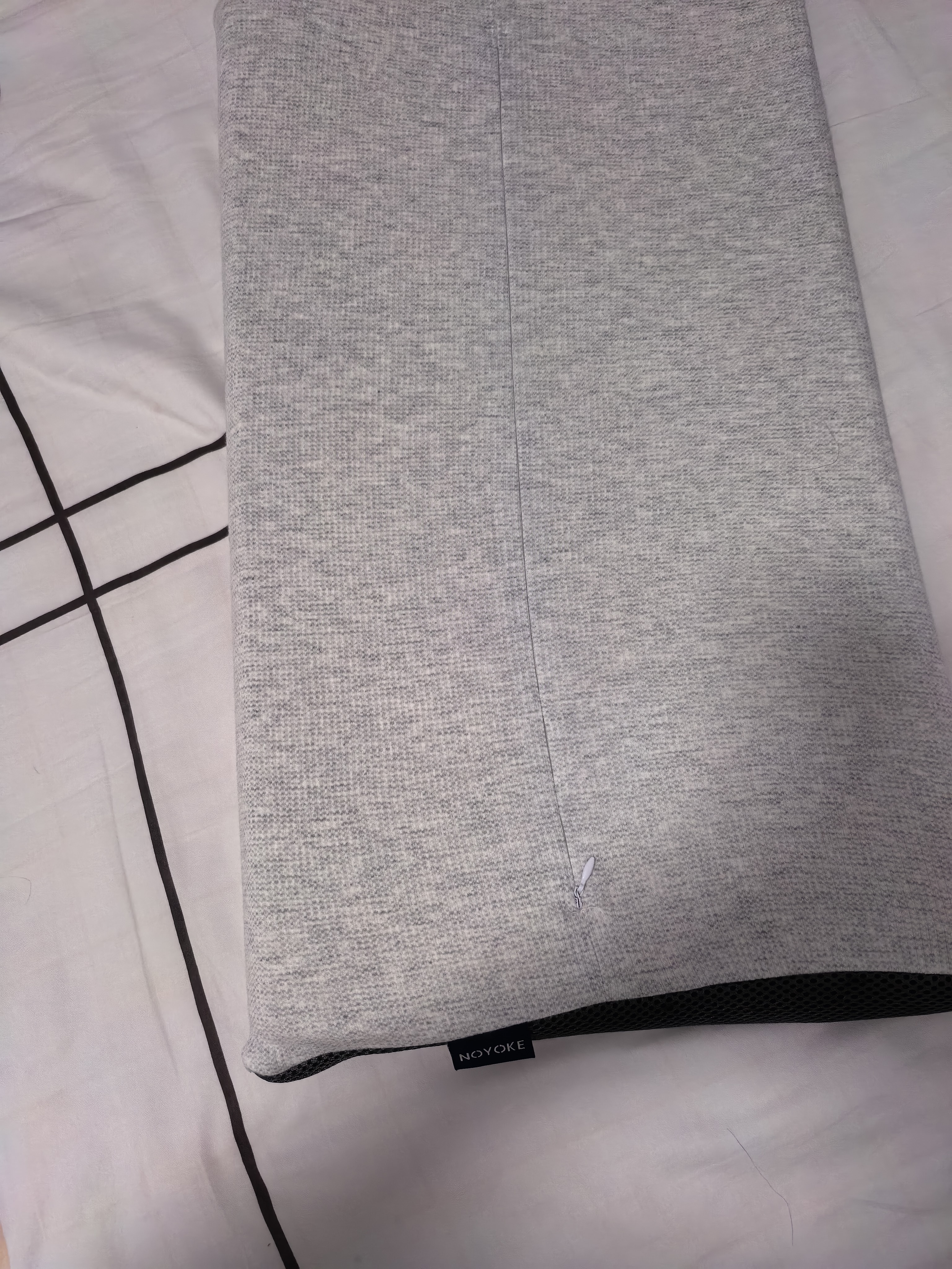 诺伊曼（noyoke）颈椎枕头低枕矮枕专用成人深睡眠记忆整头护颈枕酒店 单只 -低枕人群专用-高3cm超薄款 低枕 -一只装 实拍图
