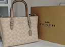蔻驰（COACH）【品牌直供】女士MOLLIE中号斜挎手提托特包CV965礼物 实拍图