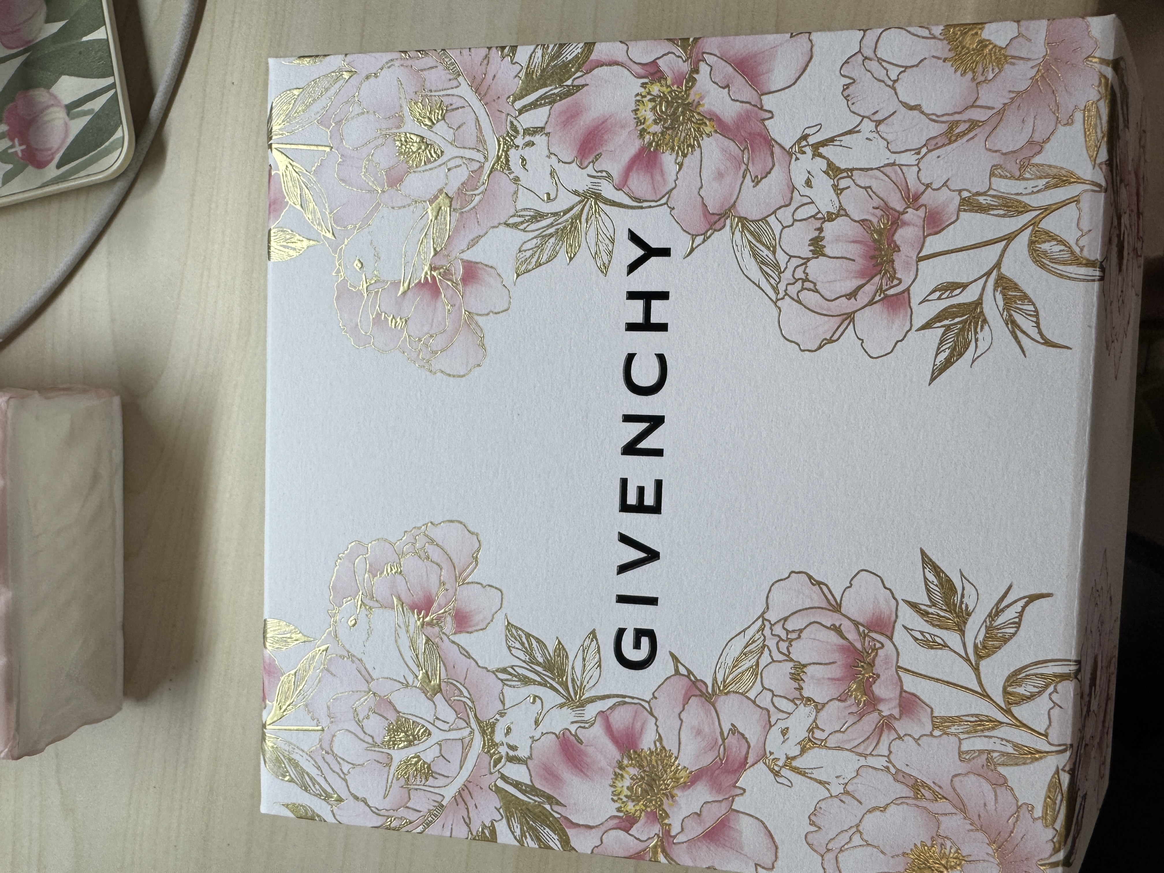 纪梵希（Givenchy）粉丝绒N37蓝调正红色口红唇膏显色化妆品 生日礼物 实拍图