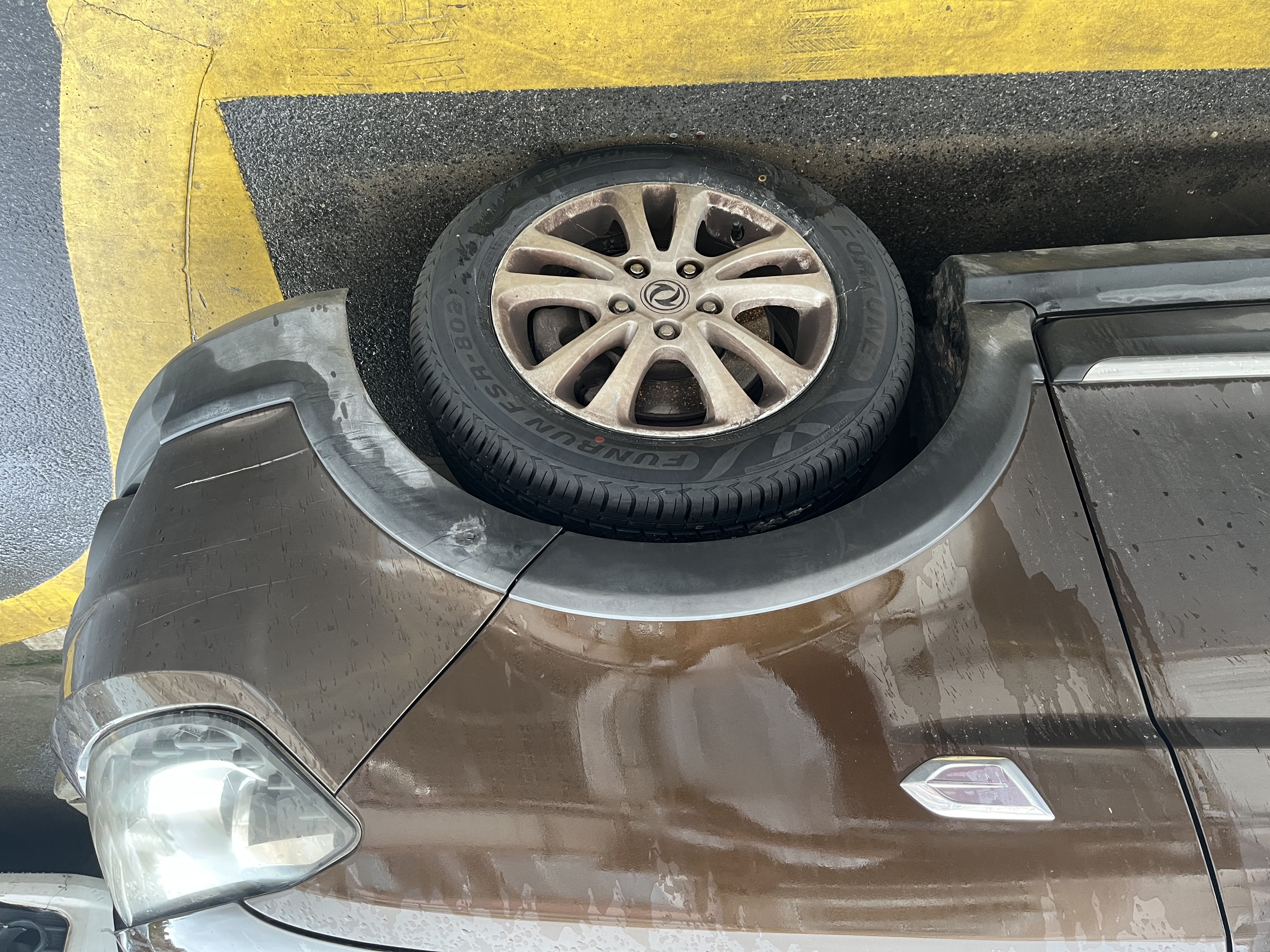 富神（FORTUNE）汽车轮胎 195/60R15 88H FSR 802静音舒适 比亚迪F3/花冠 实拍图