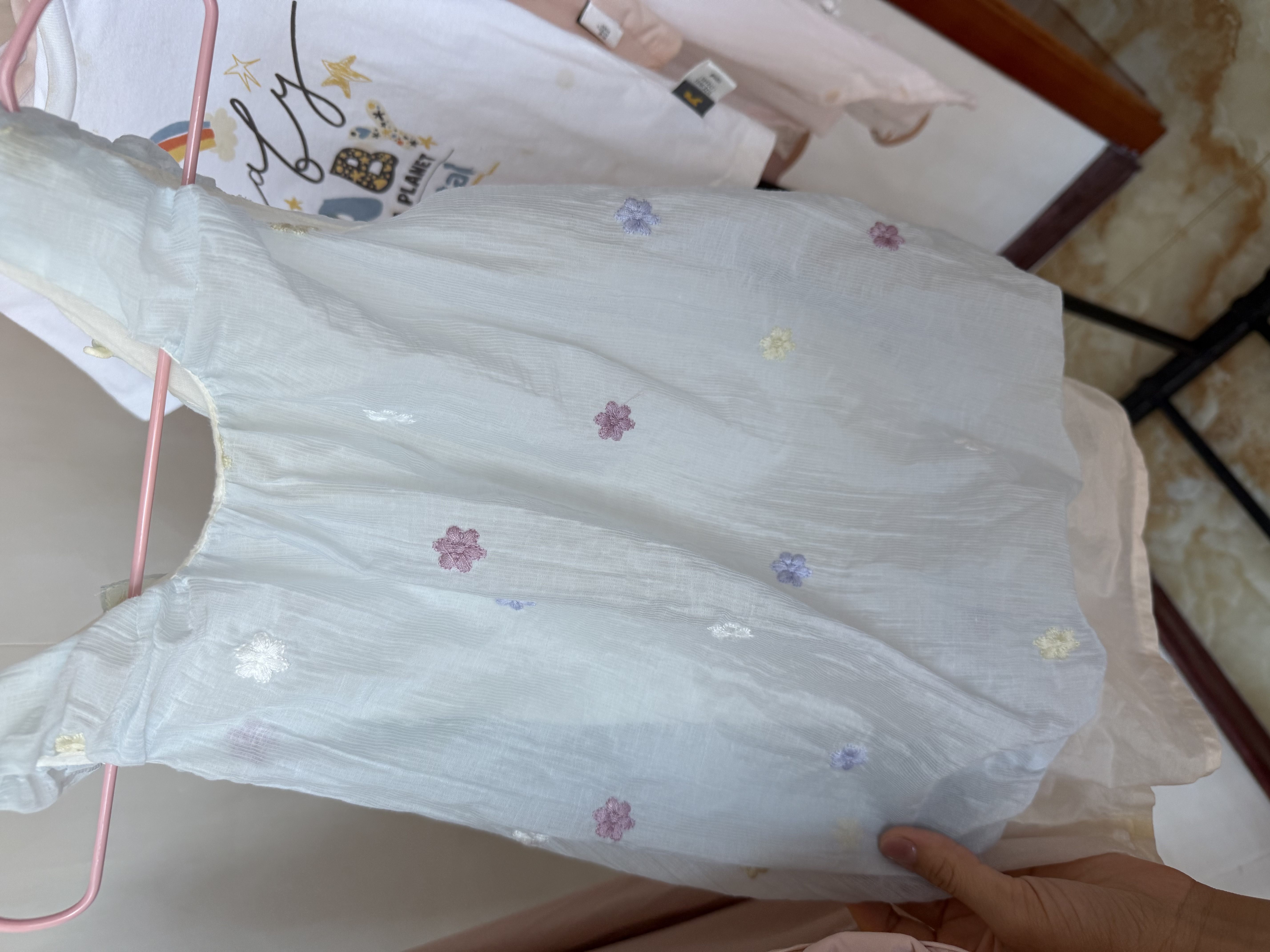 凡猎VOONLIE女童连衣裙夏装洋气儿童无袖公主裙女宝宝甜美刺绣背心裙夏季 实拍图