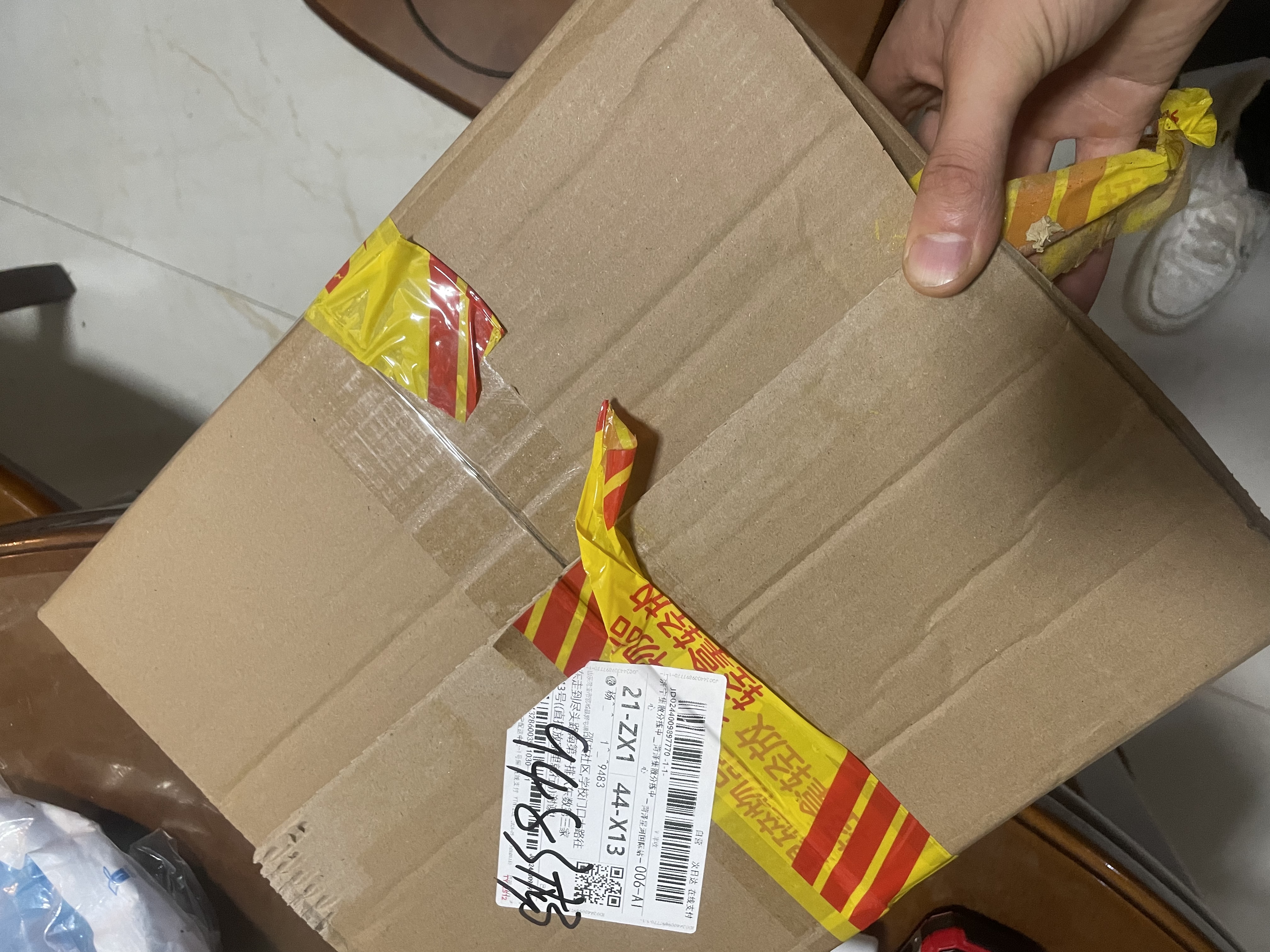 【正品足容量】手机内存卡行车记录仪高速TF存储卡监控摄像头相机储存卡64G/128G通用内存卡 TF卡-监控通用存储卡红卡 32GB 实拍图